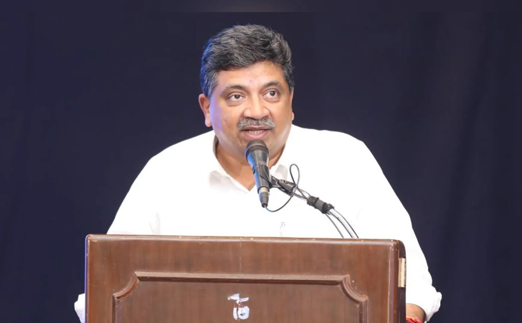 minister ptr about vadivelu