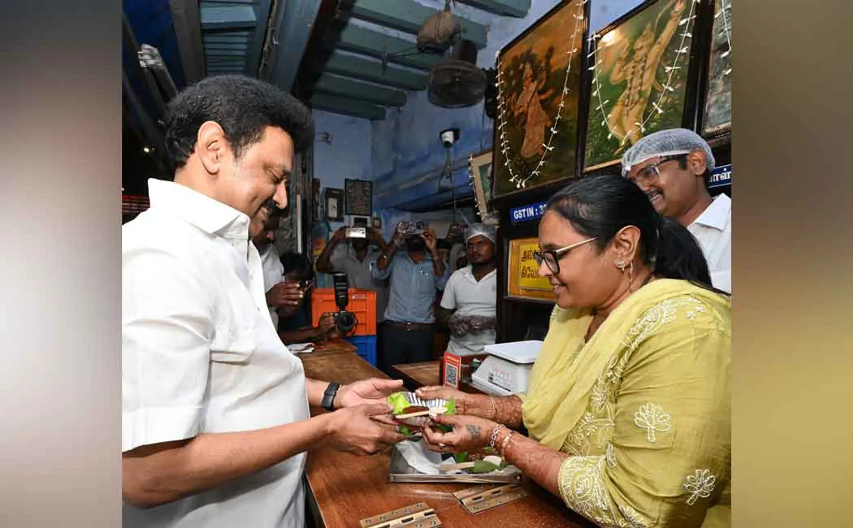 CM MK Stalin tasted the dark shop halwa