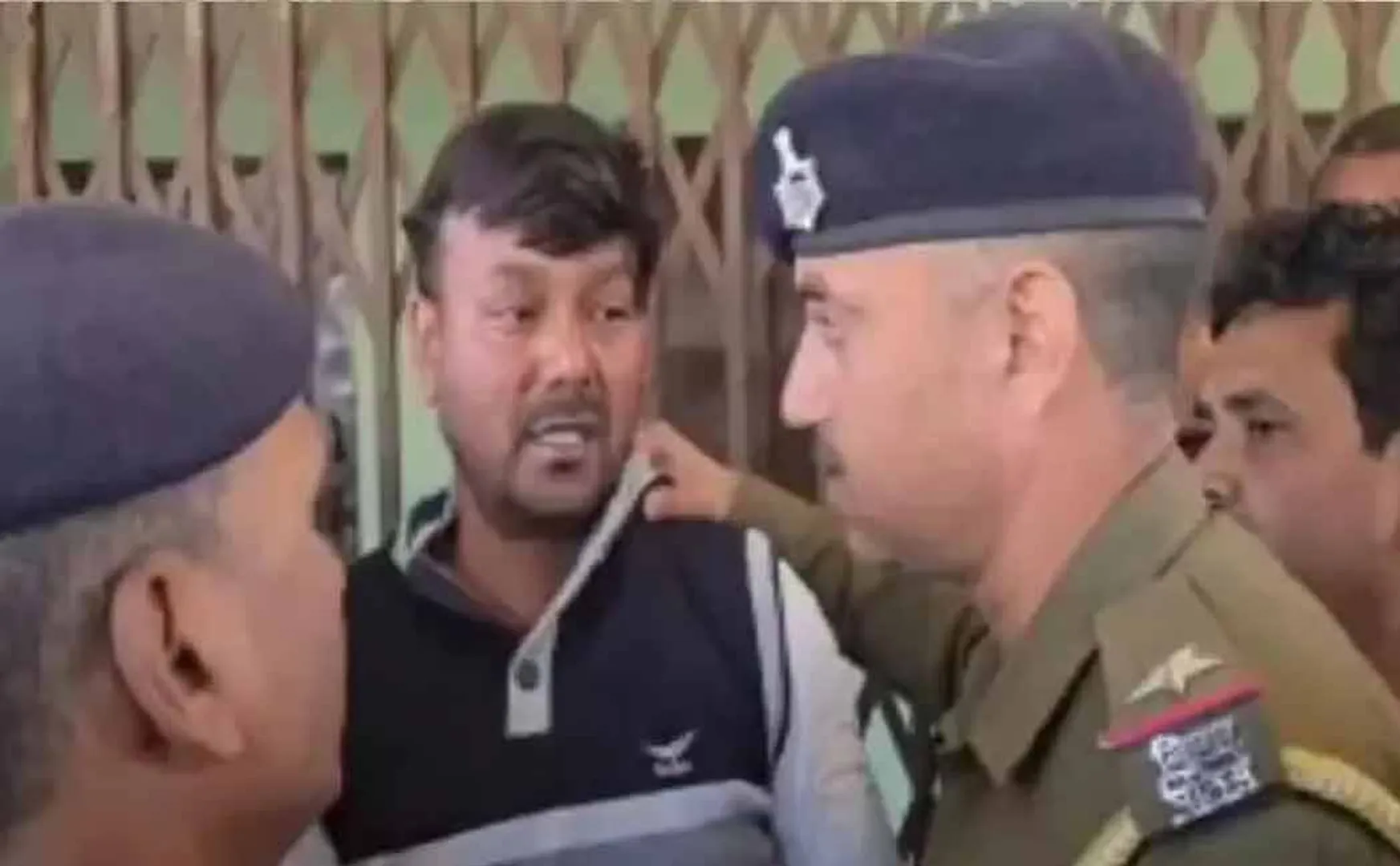 Villagers catch teacher with student in school bathroom red-handed in bihar