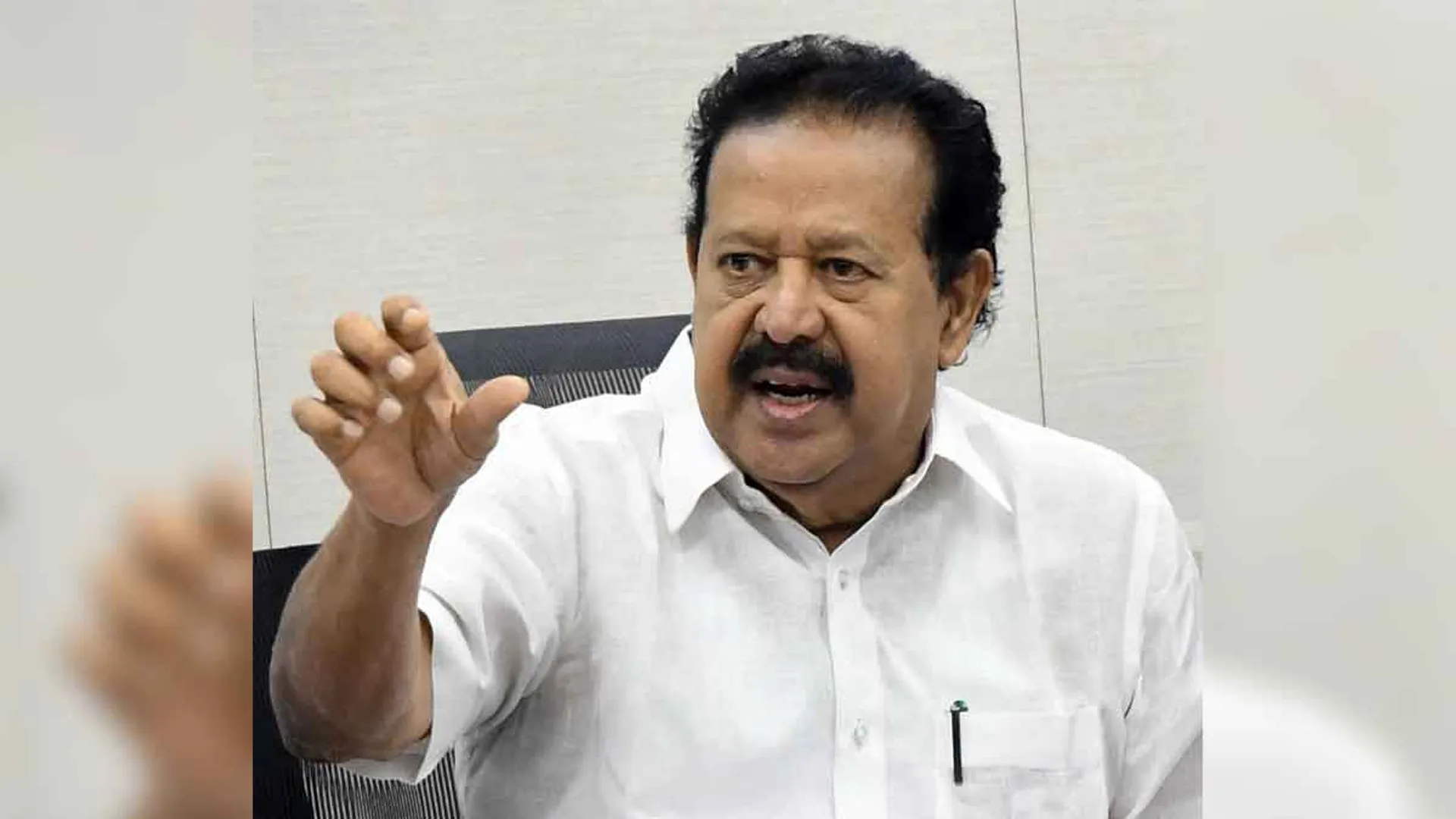 'Additional portfolio for Ponmudi' - Minor change before the budget