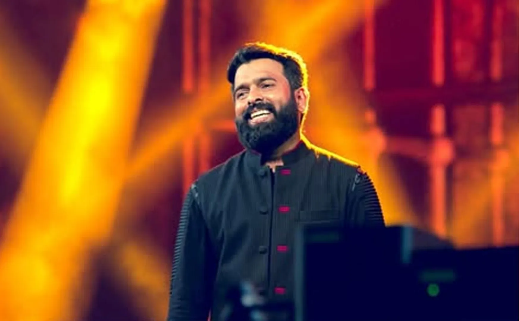 santhosh narayanan about retro kannadi poove song