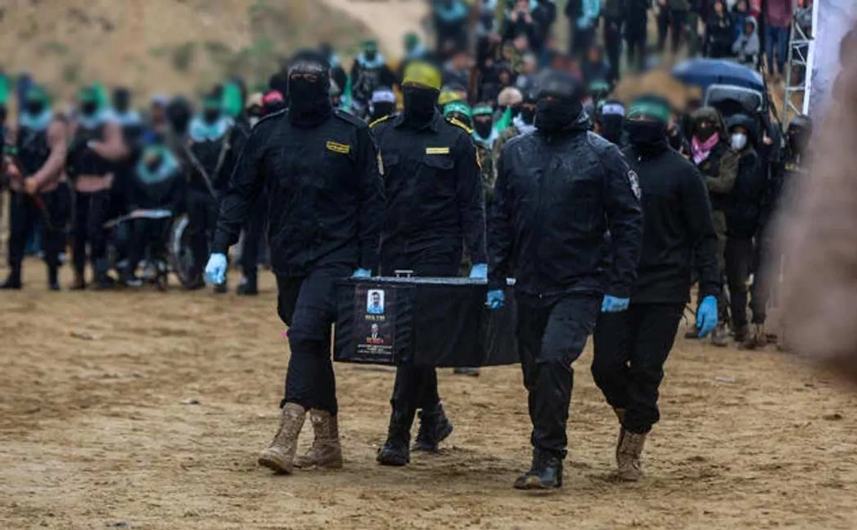  4 Israeli hostages handed over 