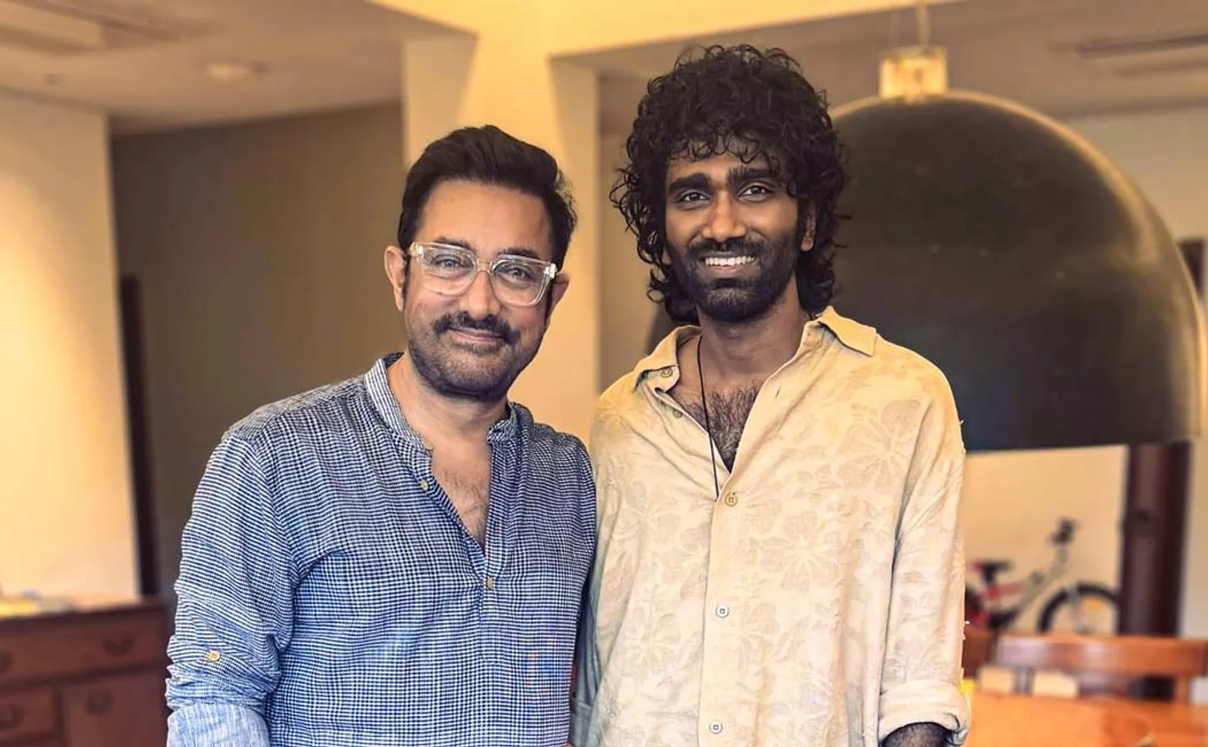 pradeep ranganathan meets aamir khan