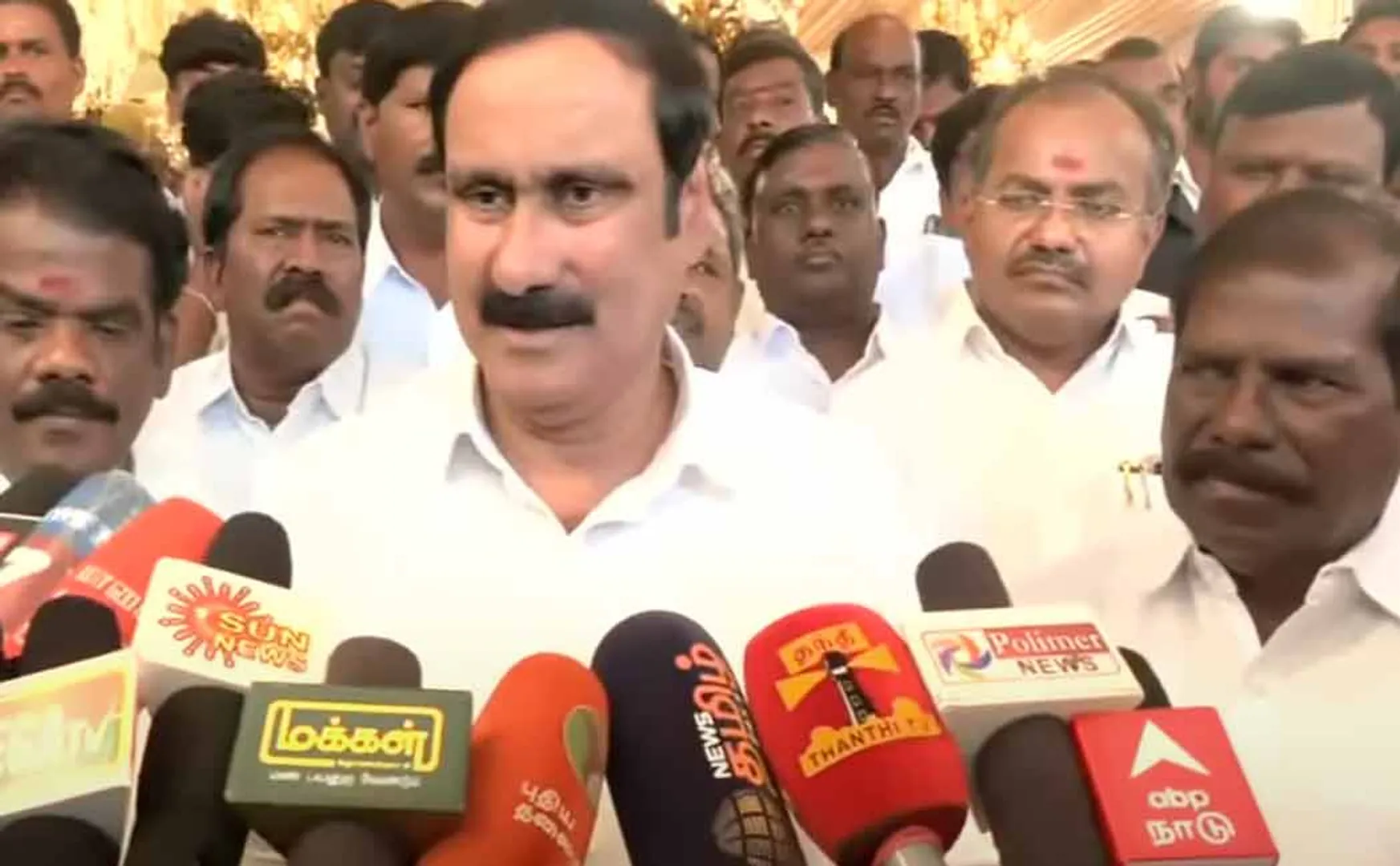 Anbumani Ramadoss says It is wrong for the central government to suppress Hindi