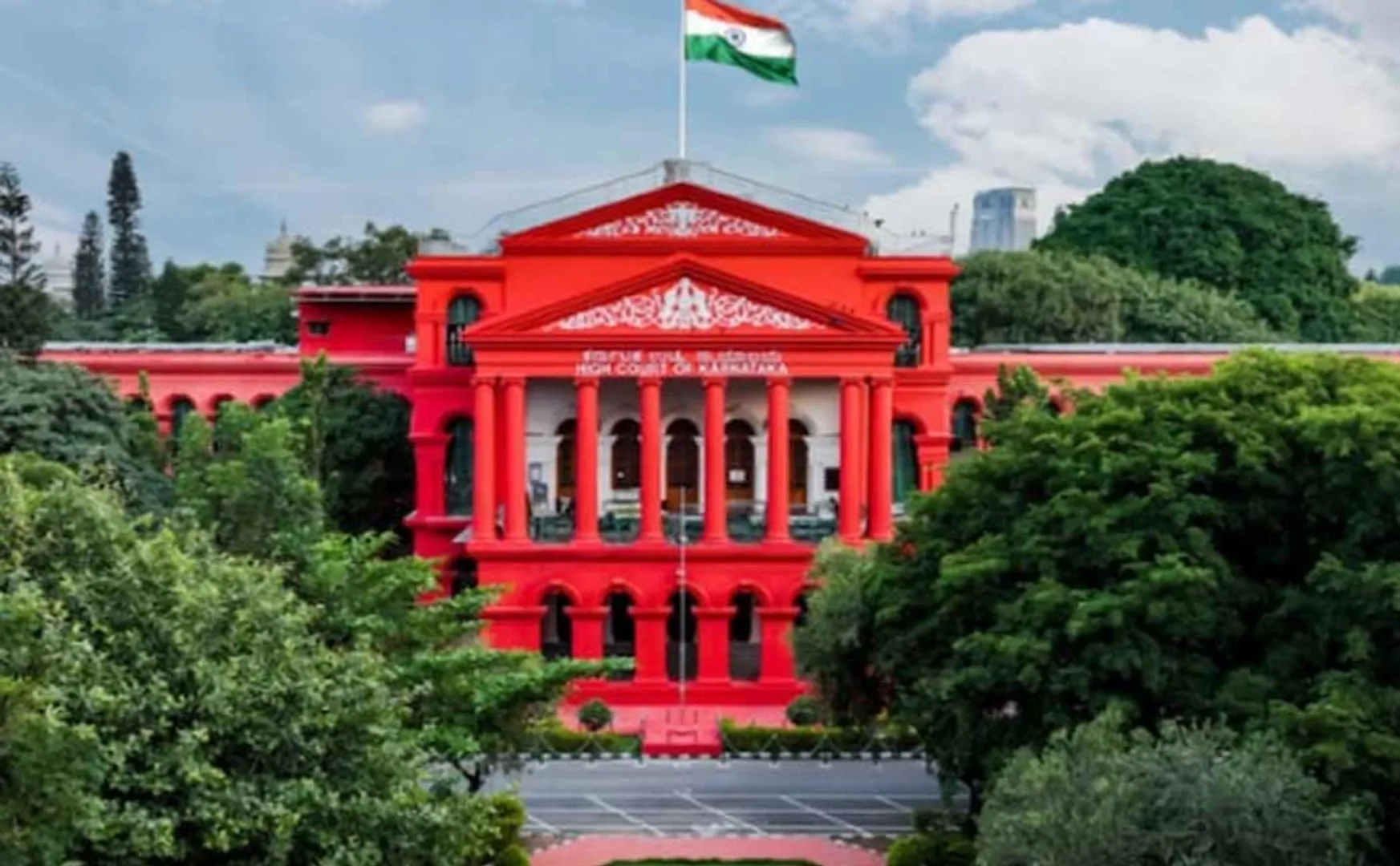 Karnataka court allows  Shivalinga puja can be held inside the dargah  During Mahashivratri