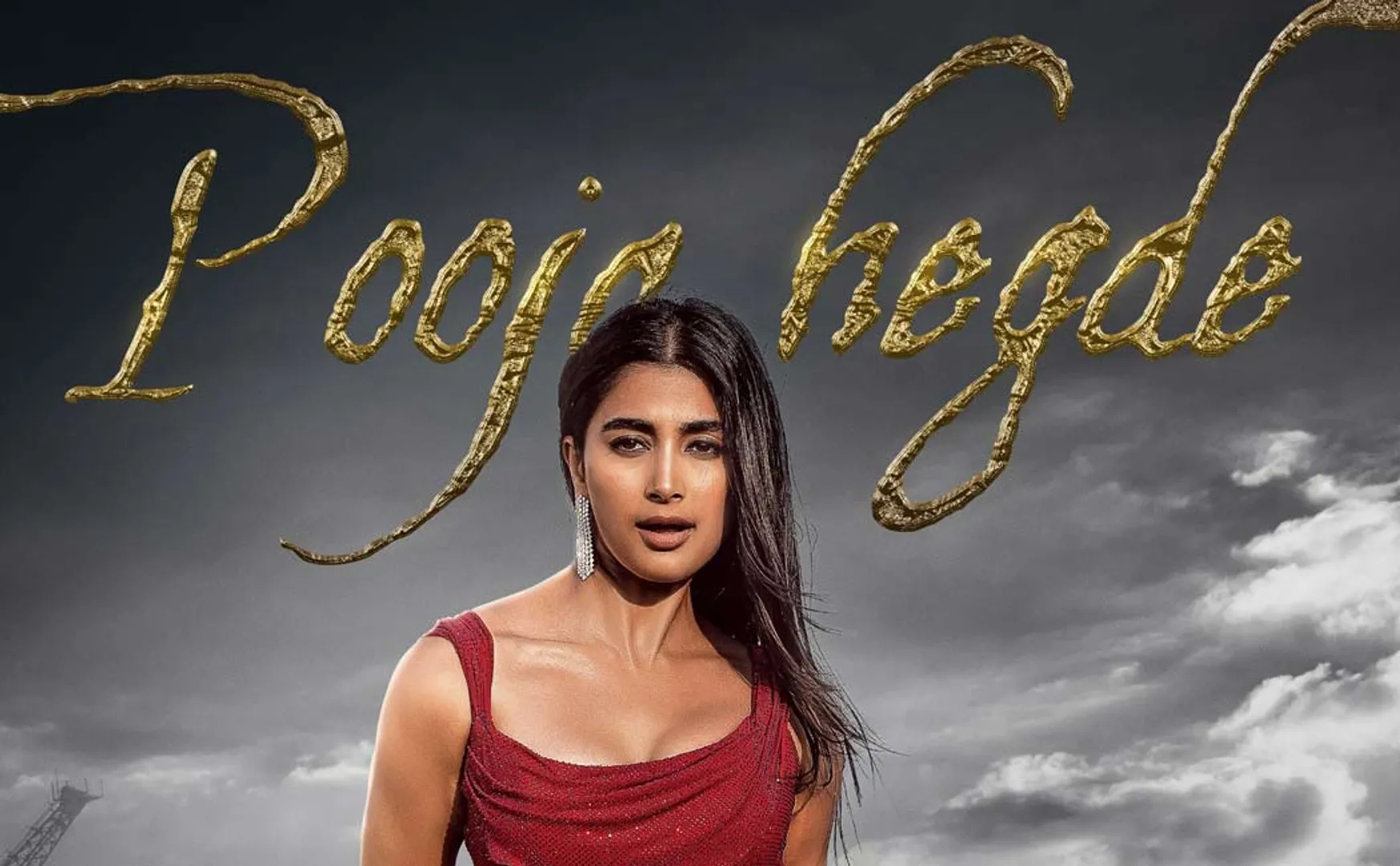 pooja hegde in coolie