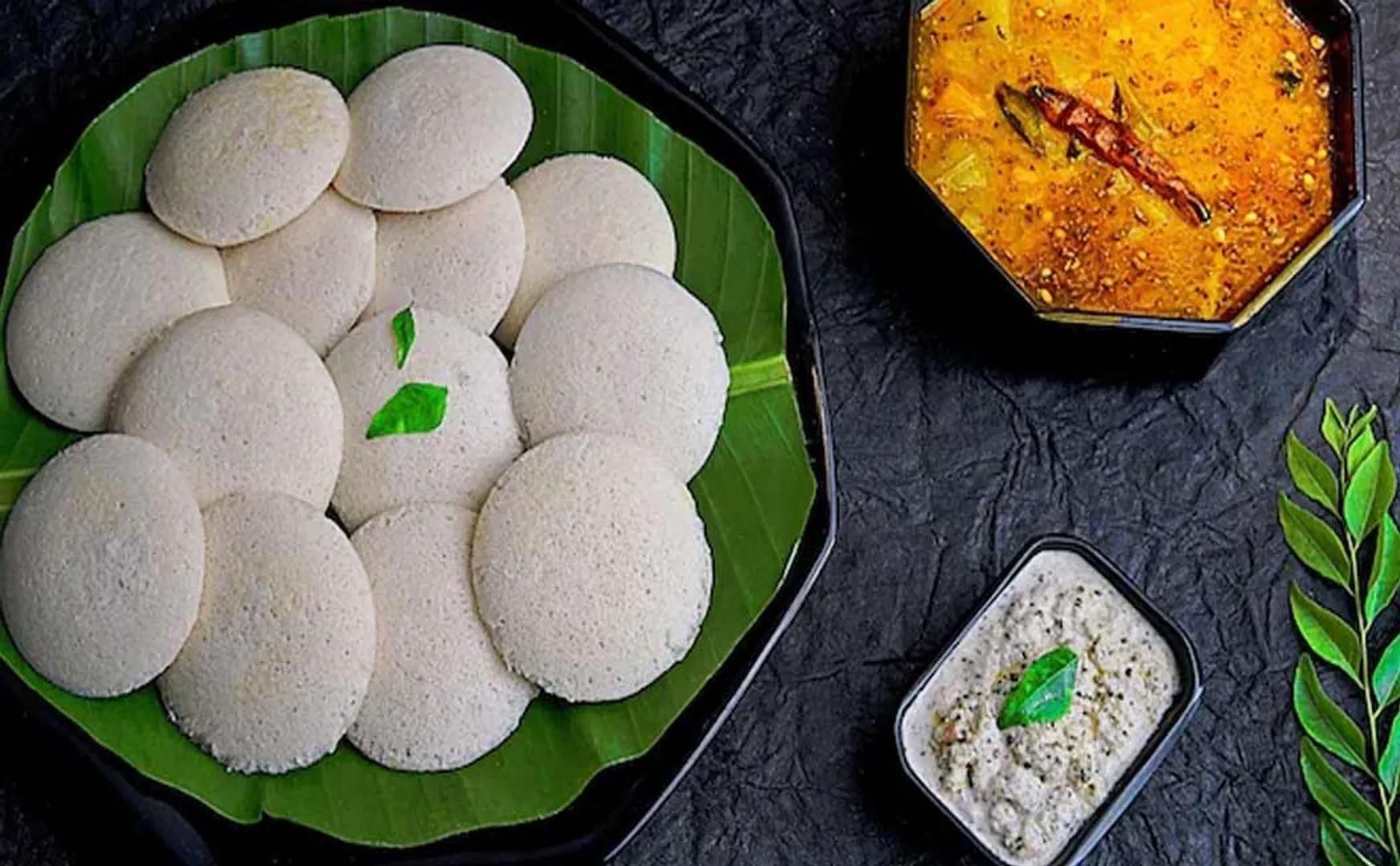 Karnataka Minister orders to Ban on plastic used for making idlis