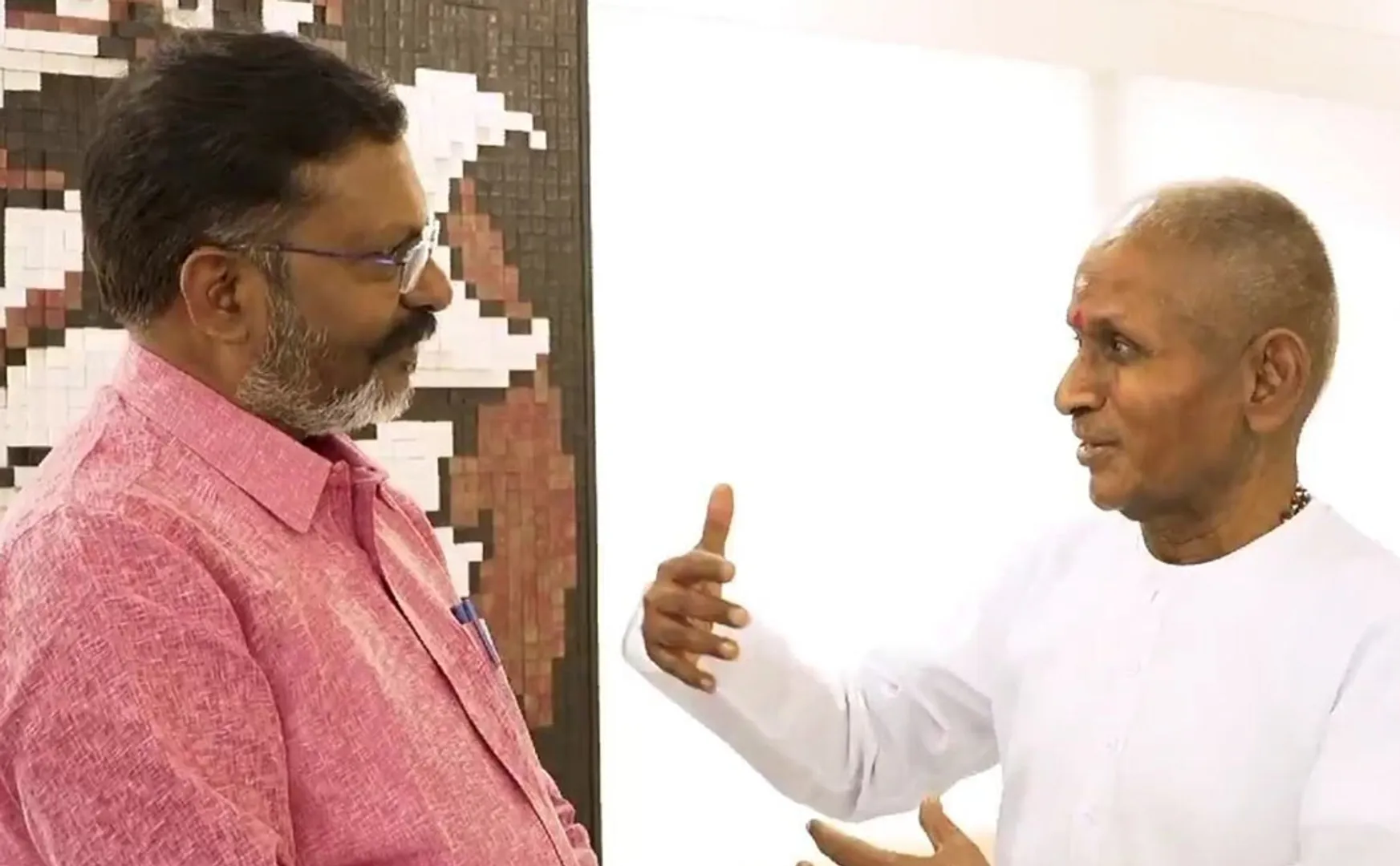 thirumavalavan meets ilaiyaraaja 