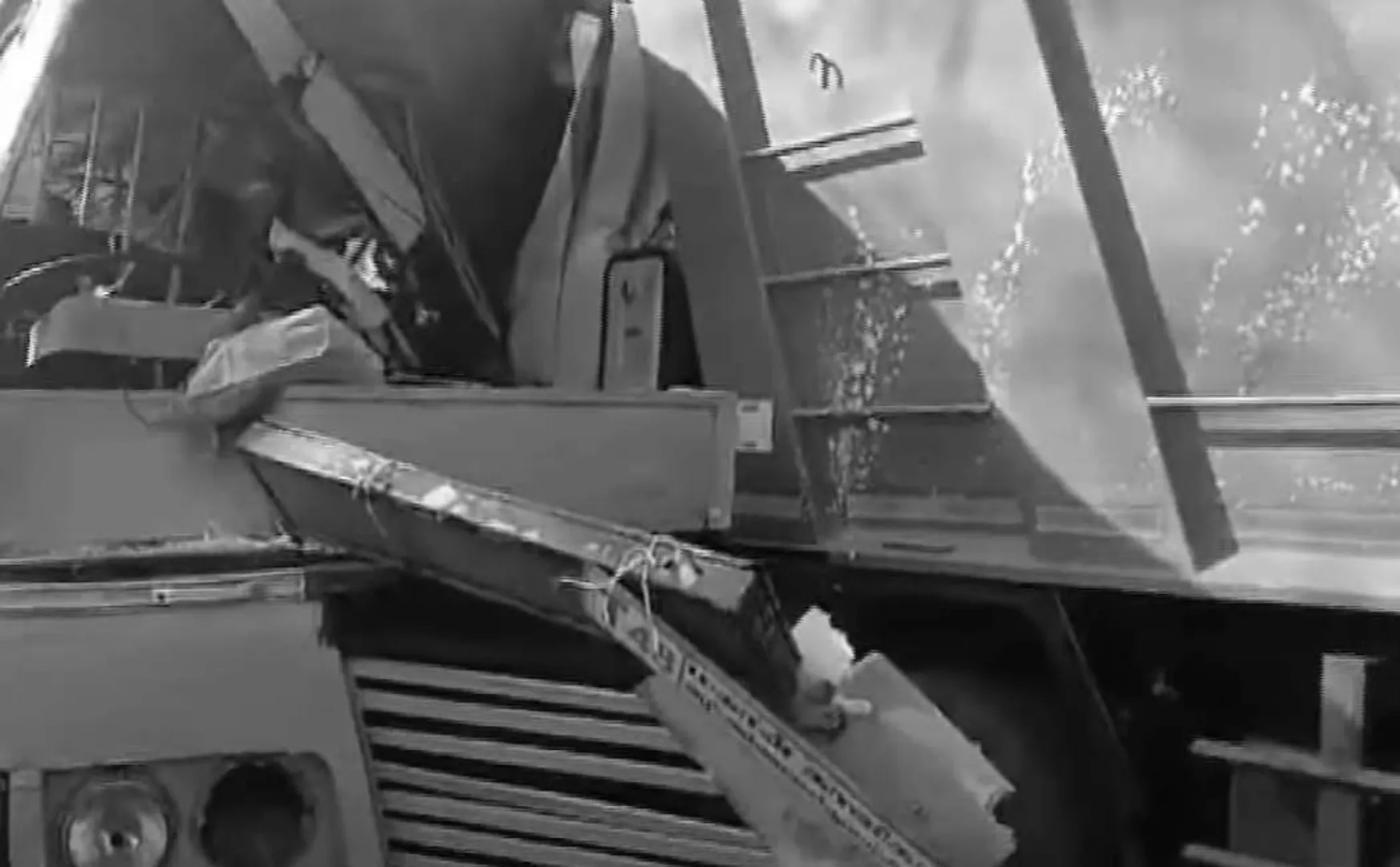 Tiruvallur Dt Thirutani KG Kandigai Govt Bus Lorry Incident