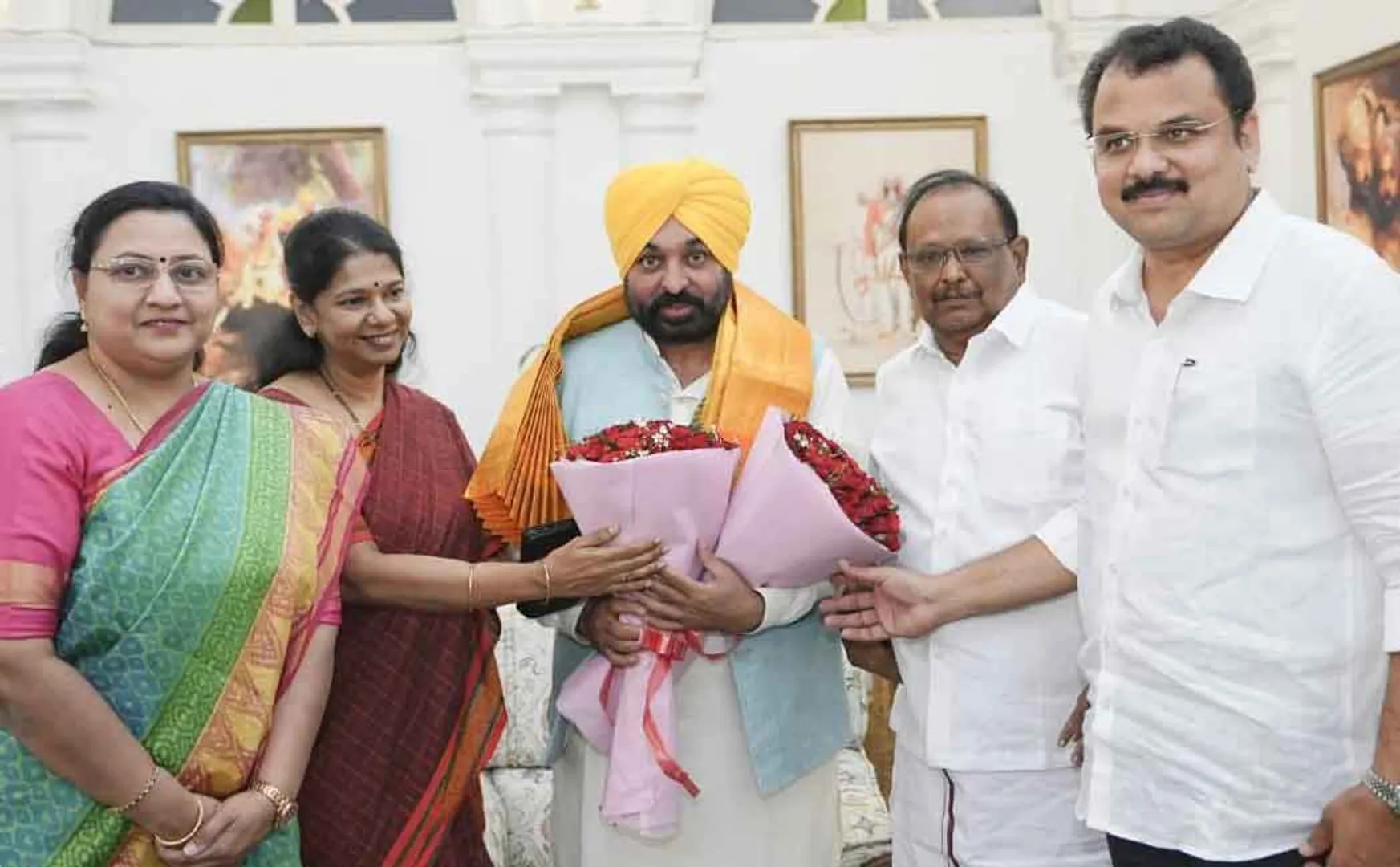 Minister Raghupathi adn dmk mps meets Punjab CM Bhagwant Singh