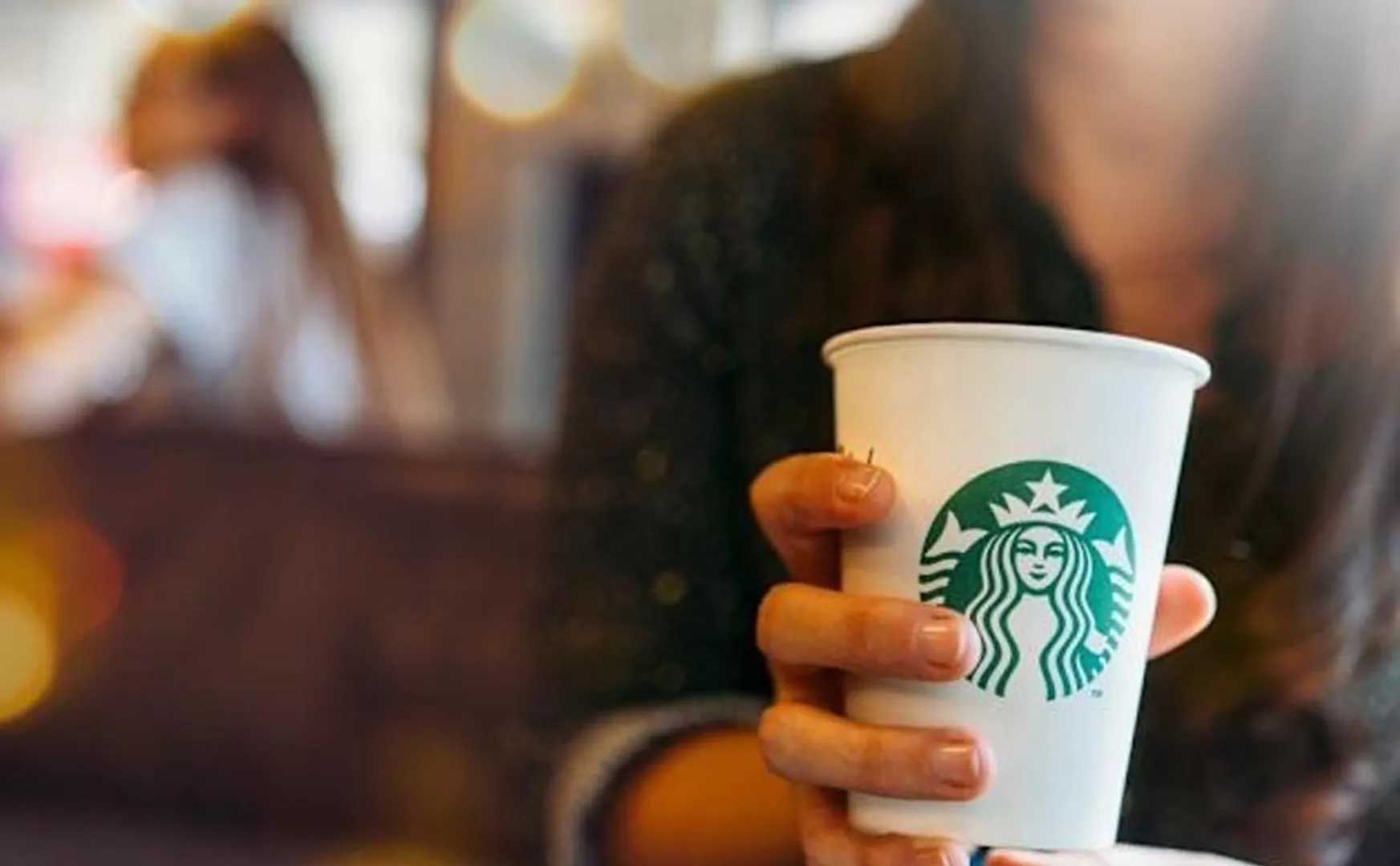 Court orders Starbucks pay Rs. 431 crore compensation spilling tea on his lap!