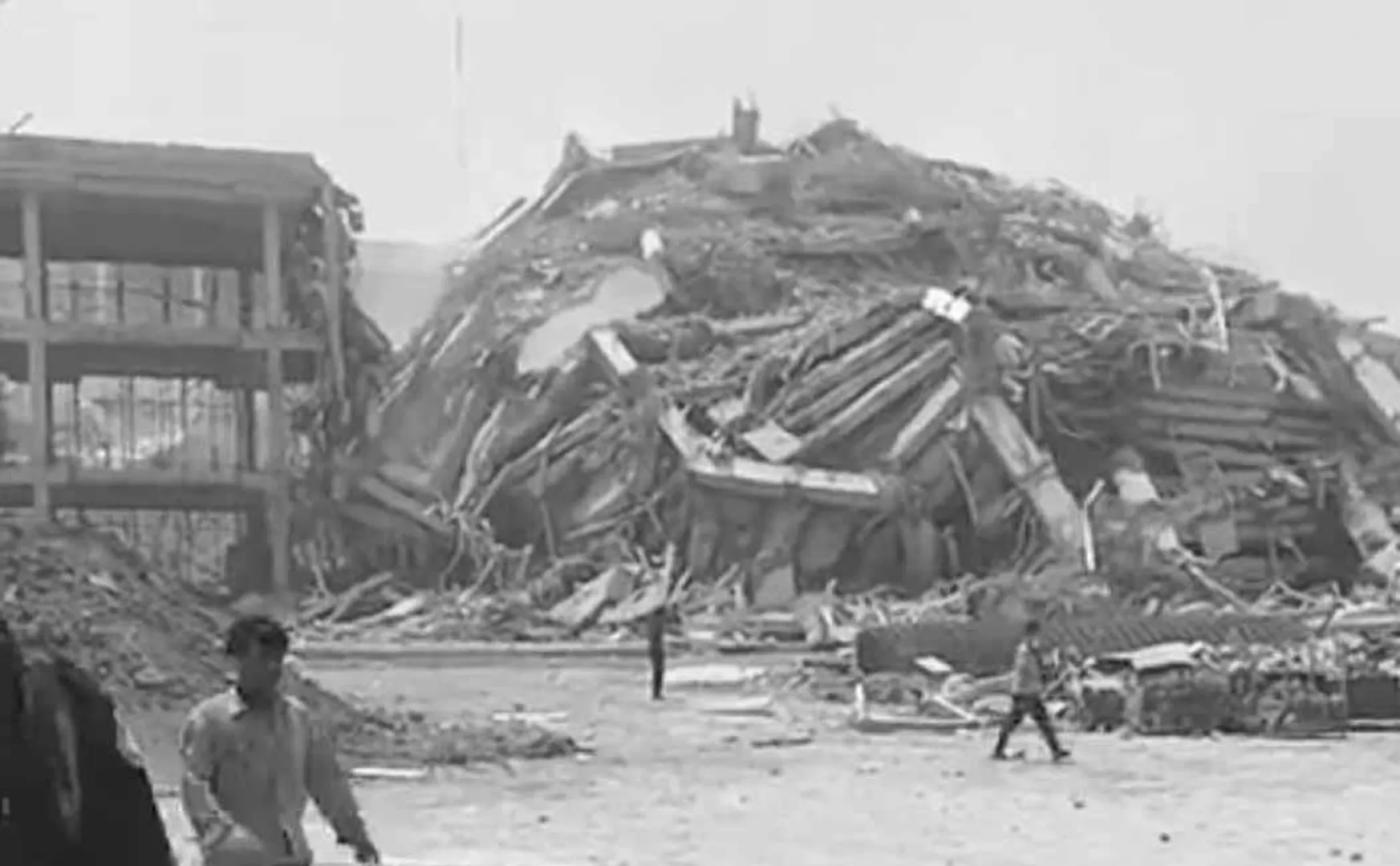 Earthquake in Myanmar 100 person lost his life