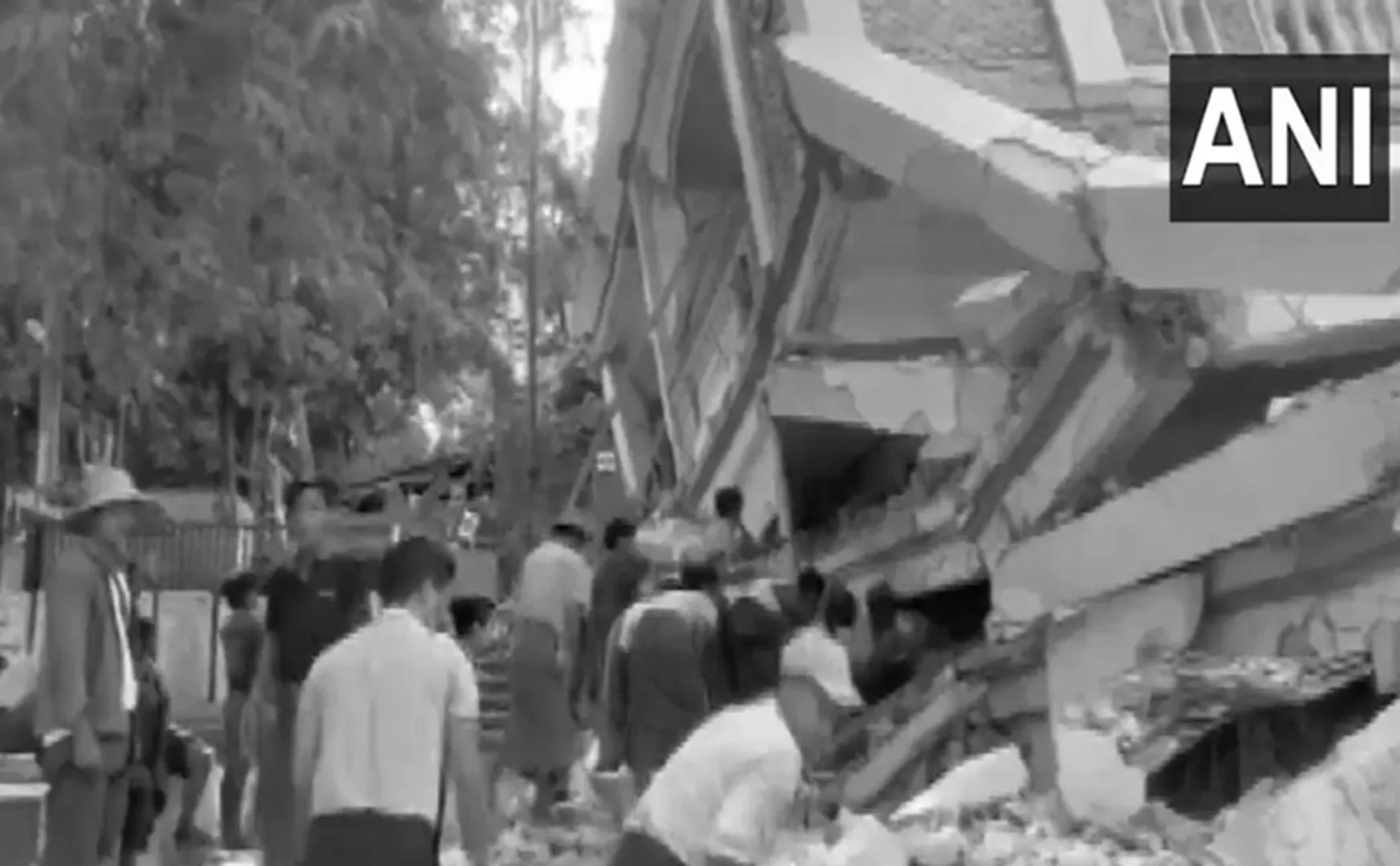 Powerful earthquake in Thailand 30 floor building collapse incident