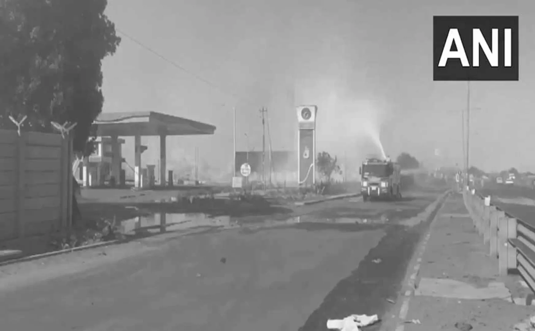 Gujarat Kutch Gandhidham Bhachau Highway petrol pump near incident
