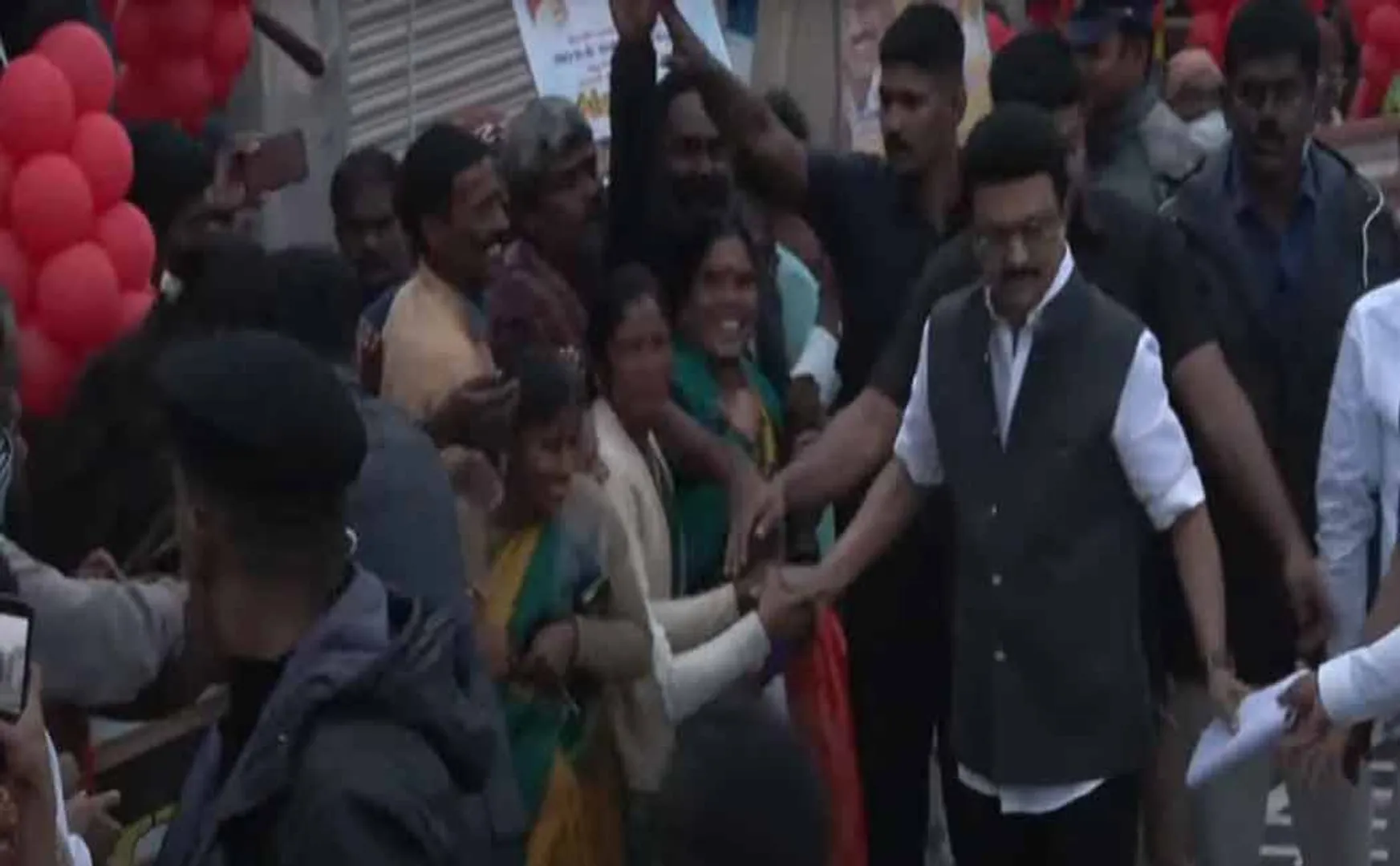 CM MK Stalin receives enthusiastic welcome in Kotagiriiri