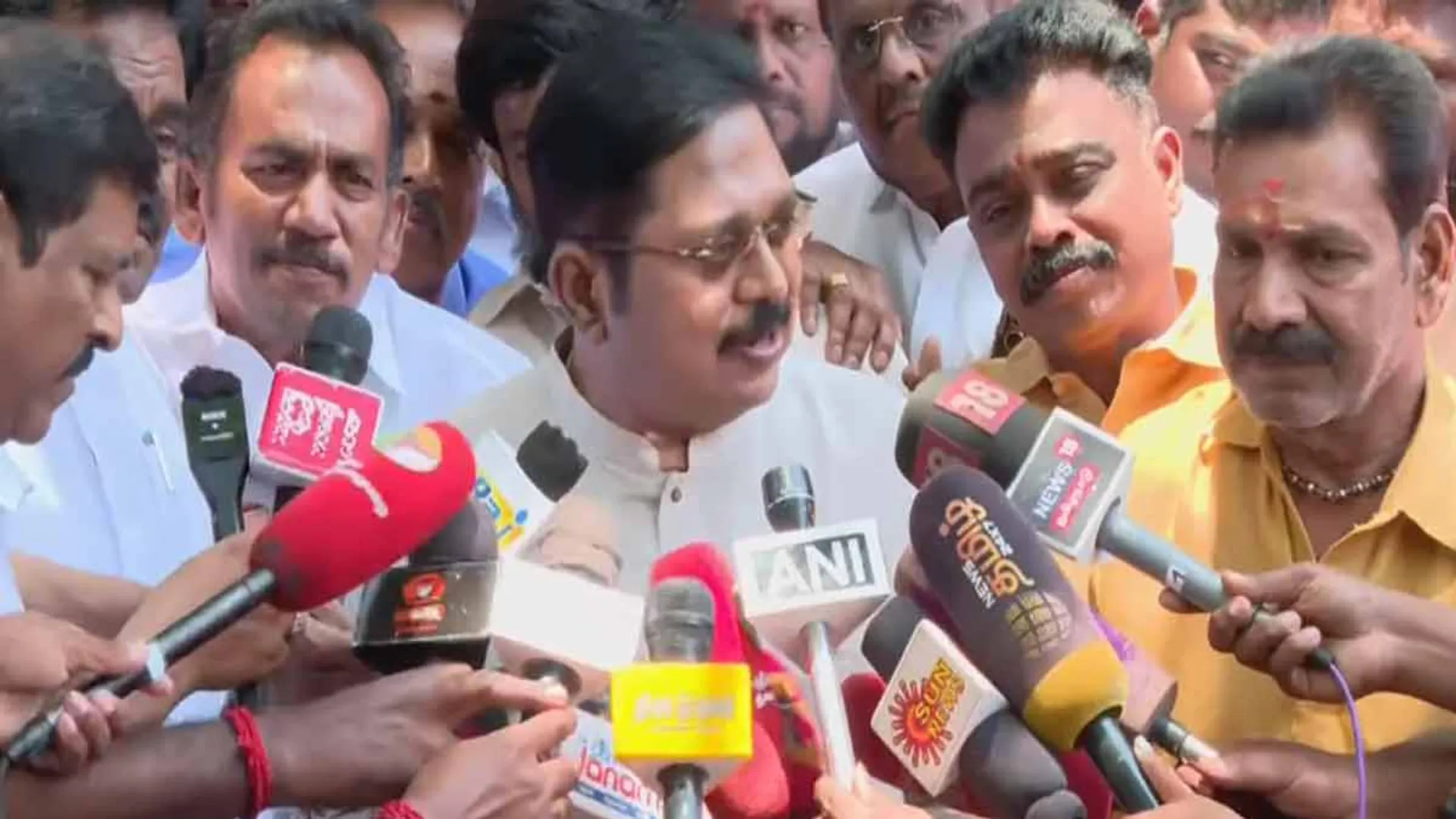 'We will strengthen Modi's hand to defeat the evil force DMK' - T.T.V. Dinakaran interview