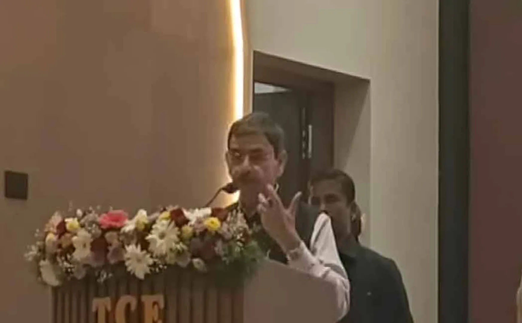 Governor R.N. Ravi made students chant 'Jai Shri Ram'
