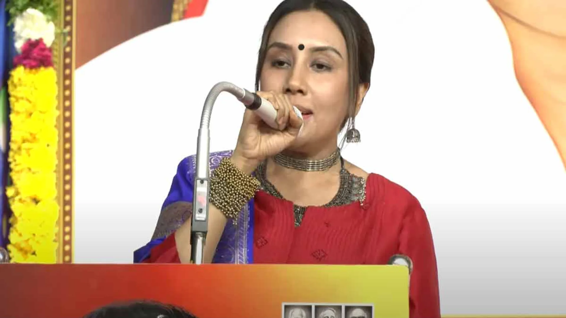 'Everyone should read DMK history' - Divya Sathyaraj's speech