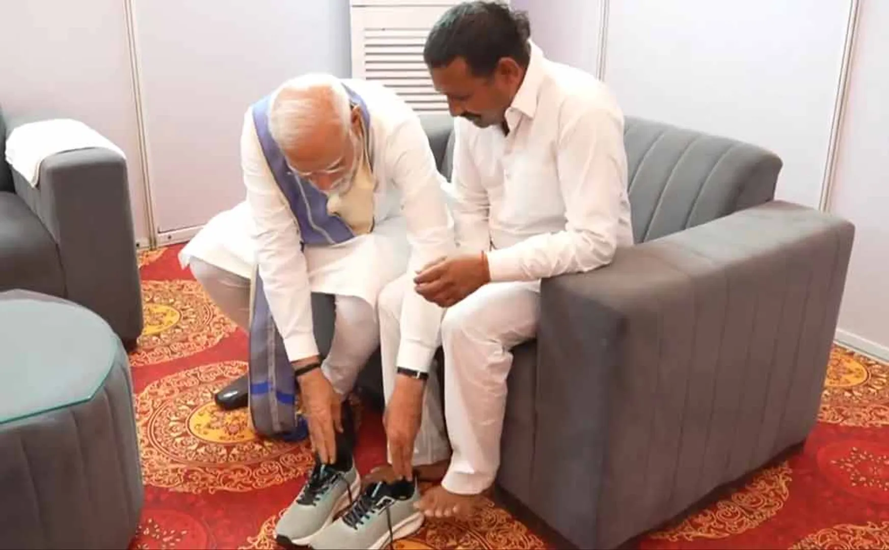 PM Modi breaks 14-year vow of volunteer who was not wearing shoes in haryana