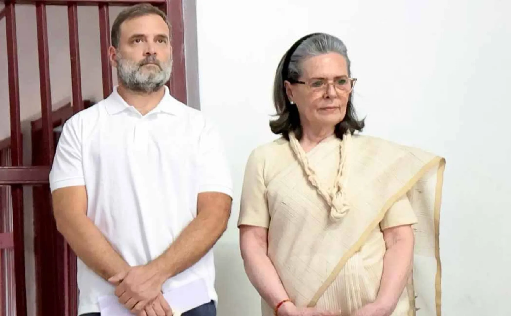 Charge sheet filed against Rahul Sonia Gandhi