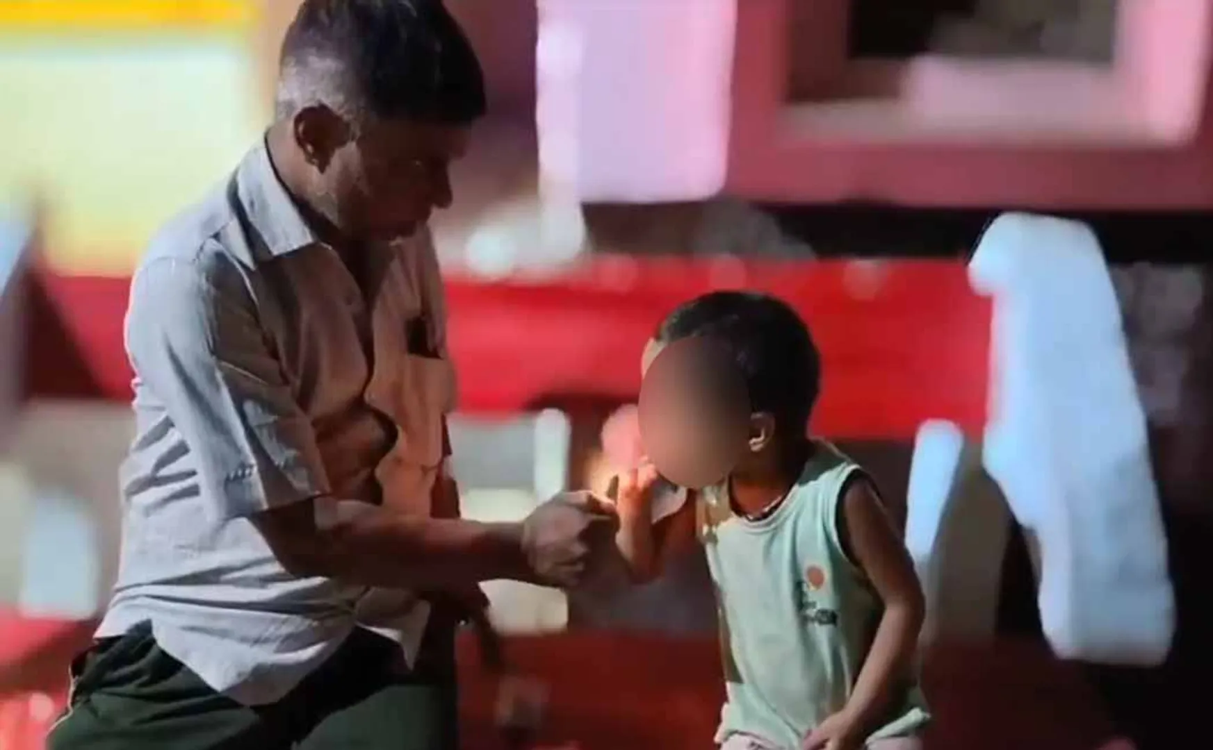 Doctor makes 5-year-old boy smoke after coming for treatment