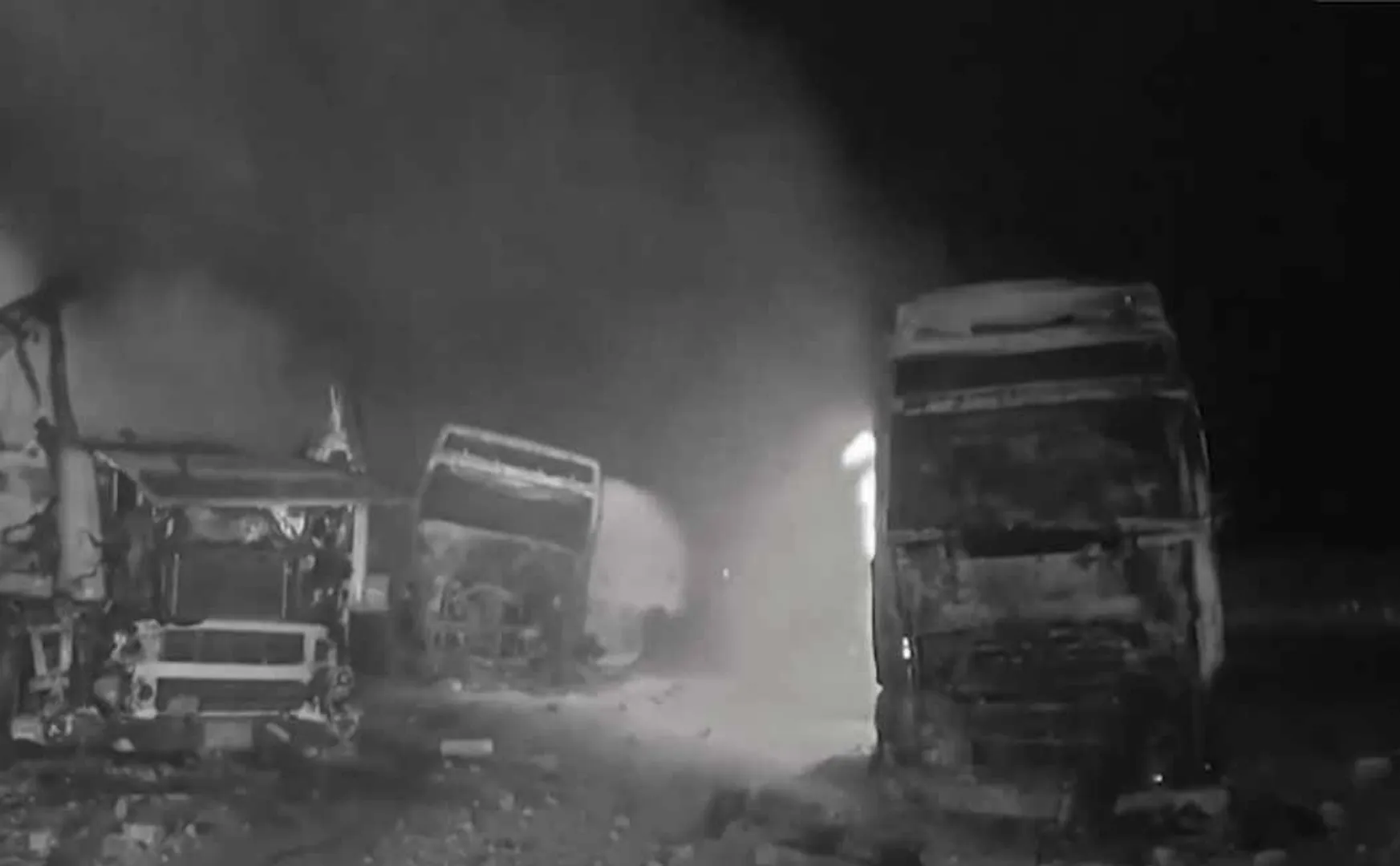 US strikes Yemen port