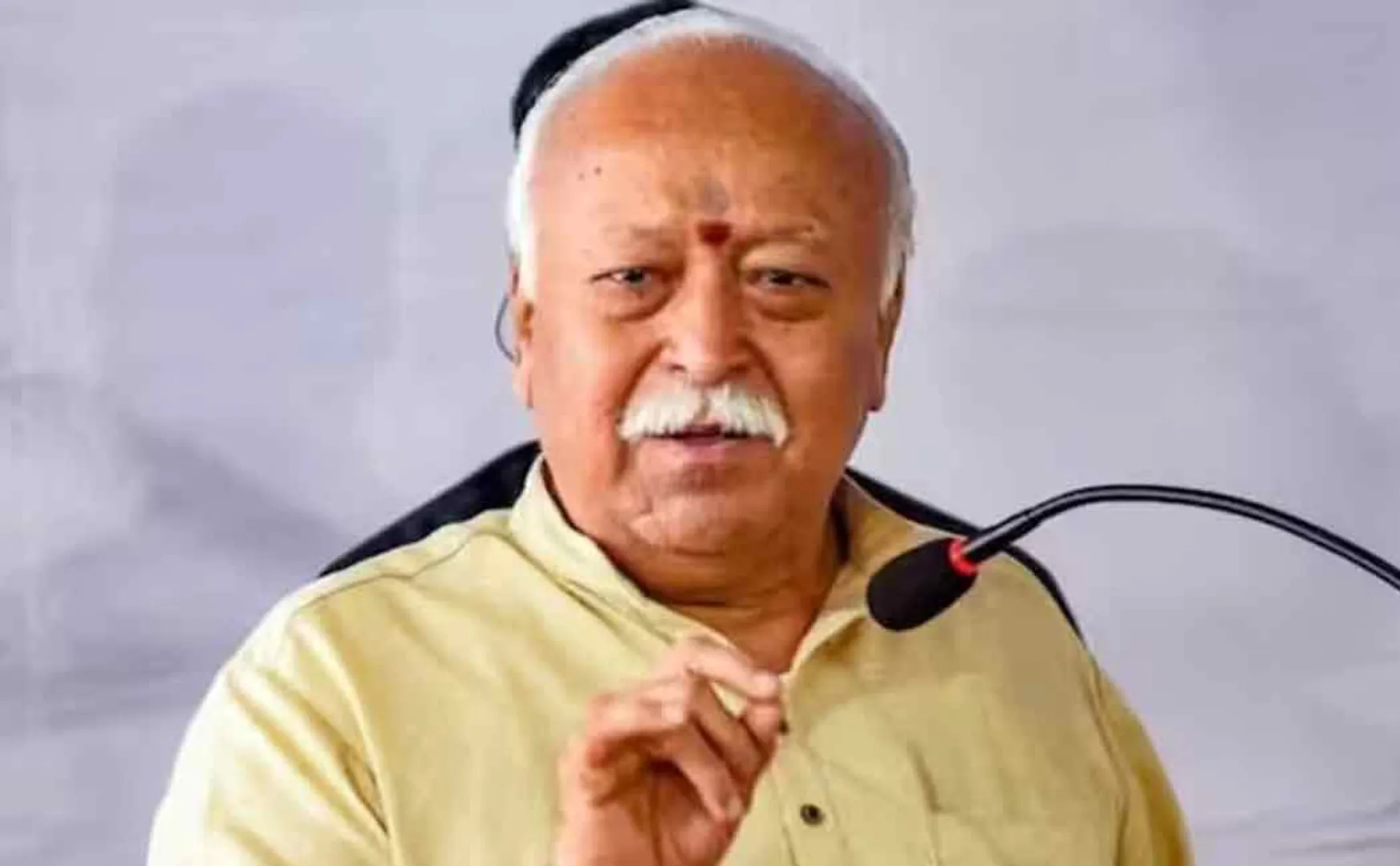 Hindus  follow principle one temple, one well, one graveyard Mohan Bhagwat