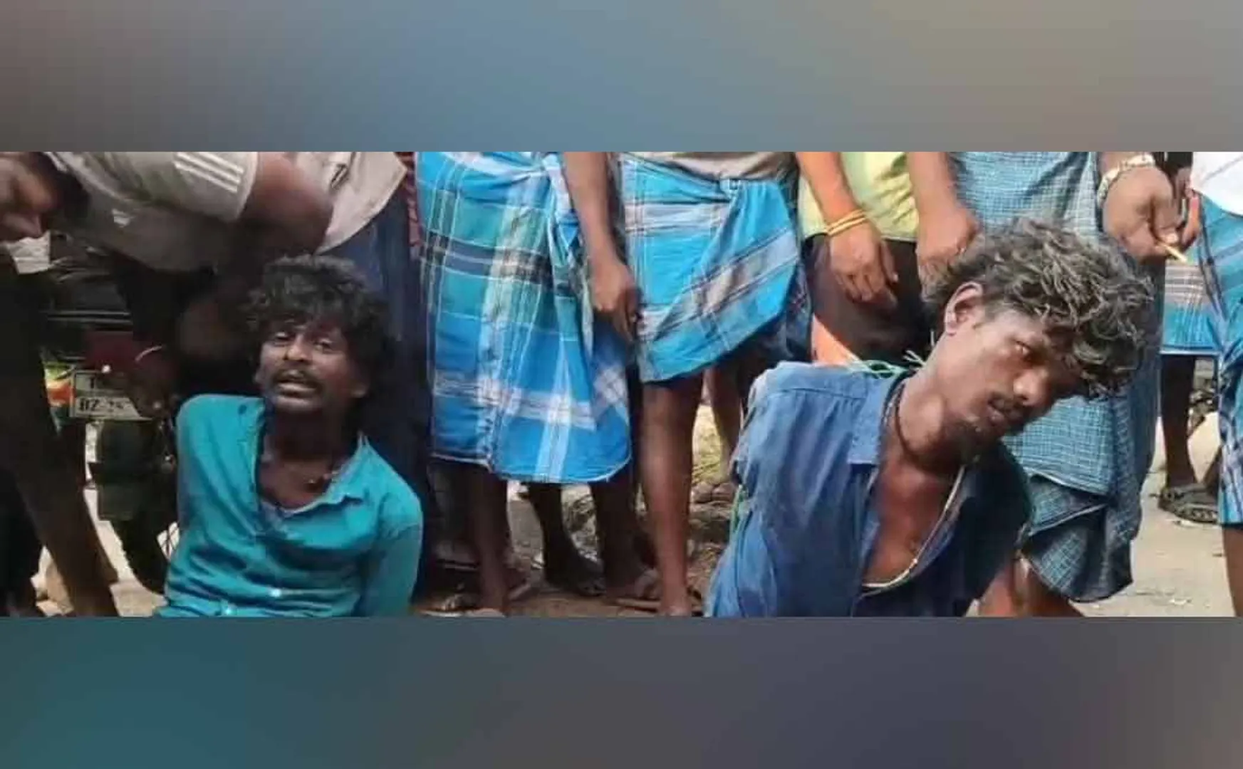 Attempt to steal from cattle market Public catches two and hands them over to police