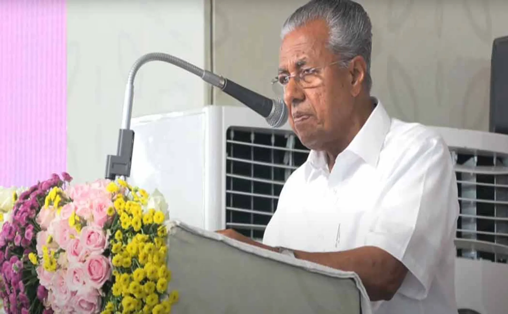 threat to Kerala CM Pinarayi Vijayan house