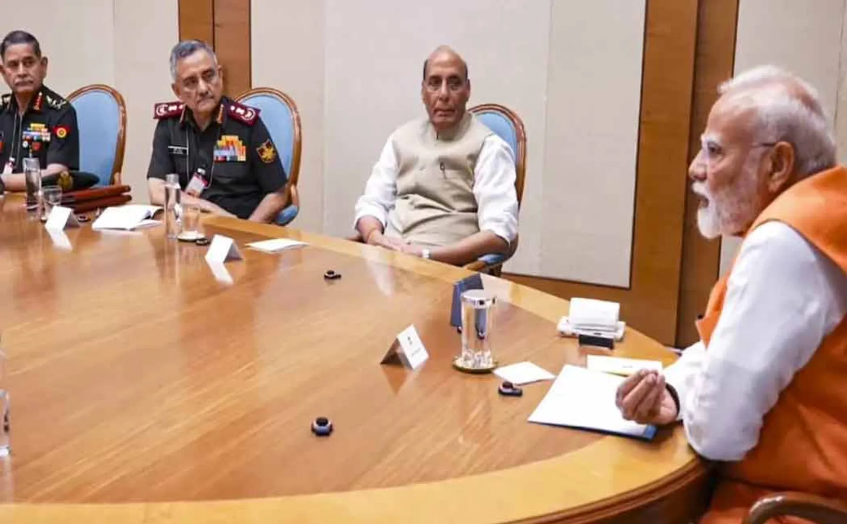 PM Modi decides Full freedom for the three forces to retaliate