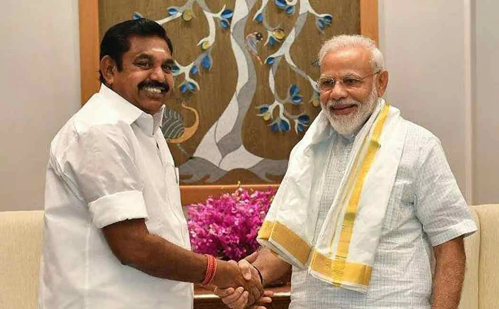 AIADMK Working Committee passes resolution praising the Central Govt