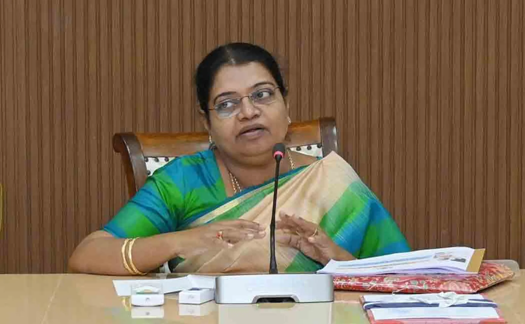 Minister warns Action will be taken against anganwadi workers who engage in struggle 