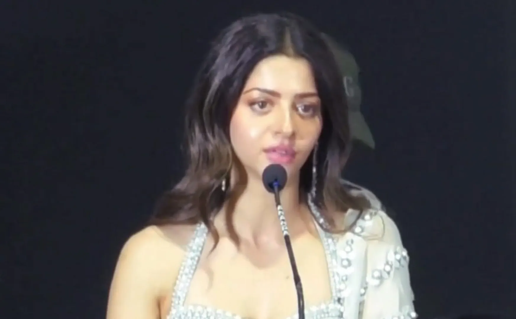 vedhika speech at gajanaa movie event
