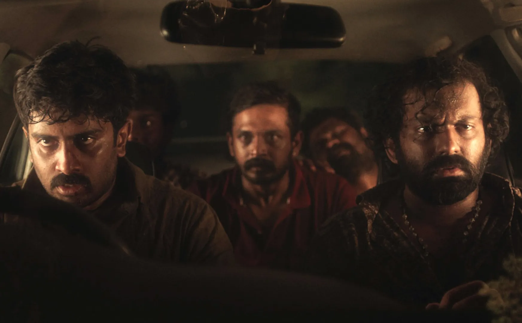 manidhargal movie first look released