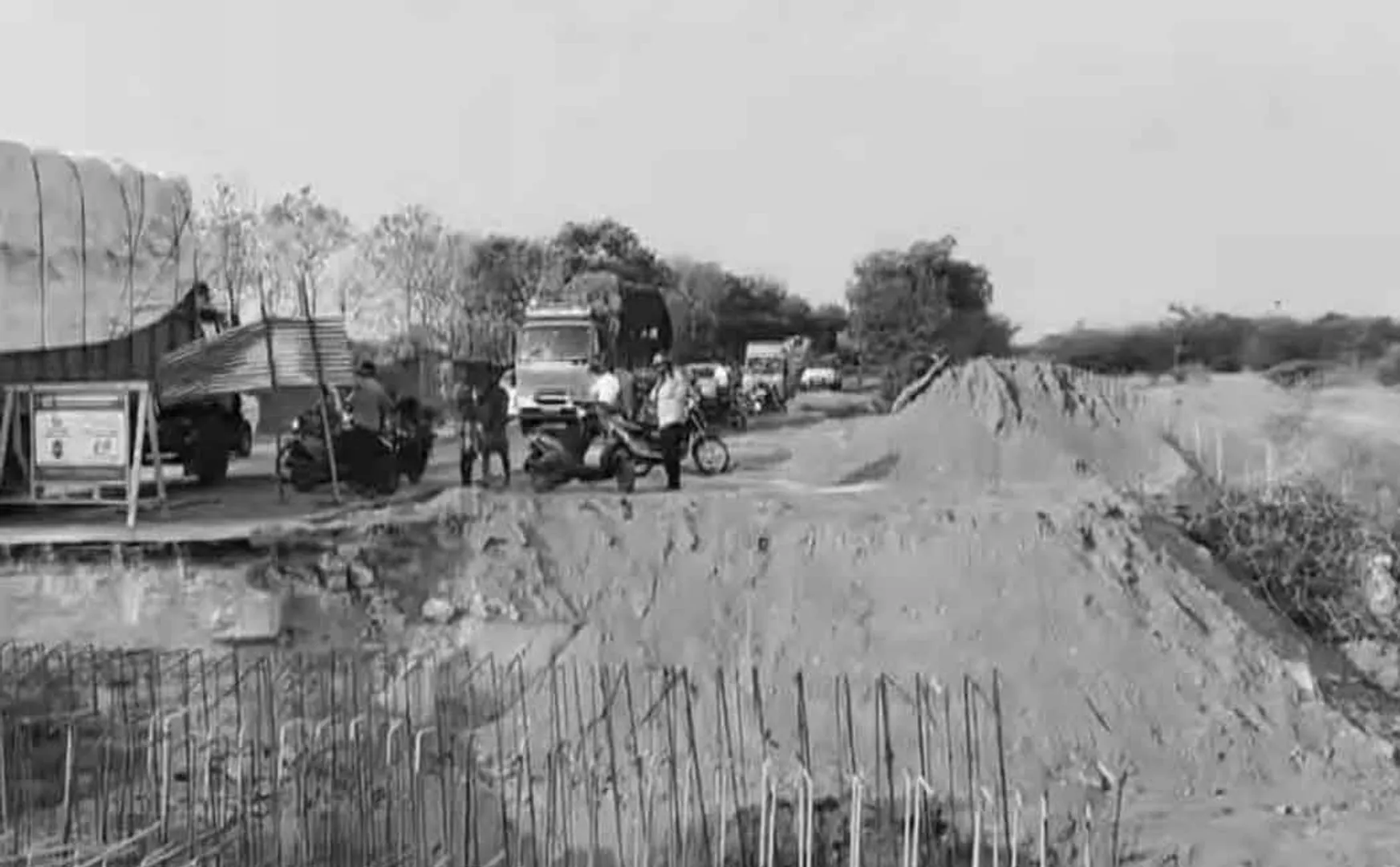 Two different road incidents 6 people lost their lives