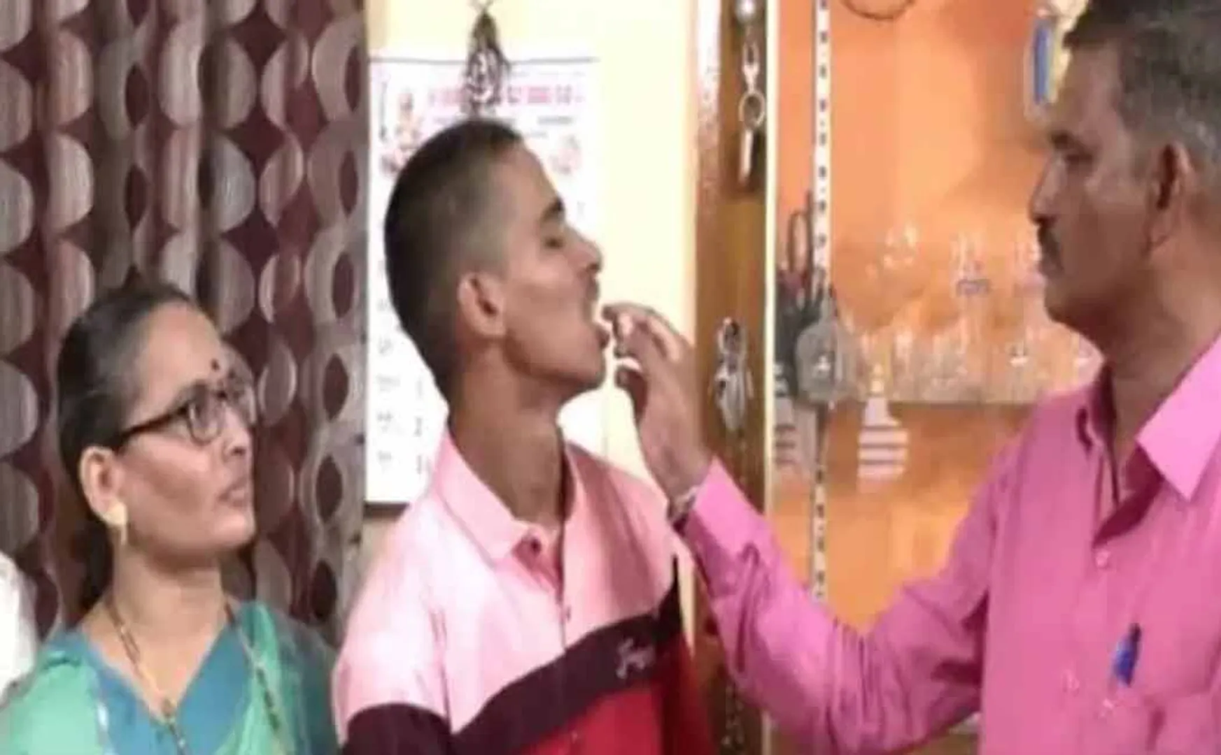 parents celebrated by cutting a cake Son failed in10th exam in karnataka