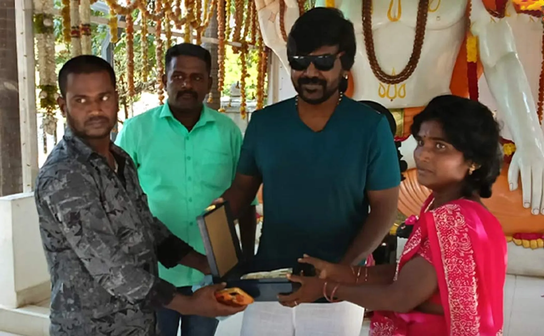 raghava lawrence helped sivanganga family who lost 1 lakh rupee 