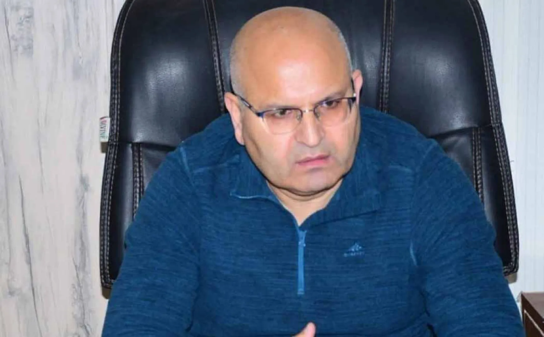  jammu and kashmir govt official was lost his life in a Pakistani incident