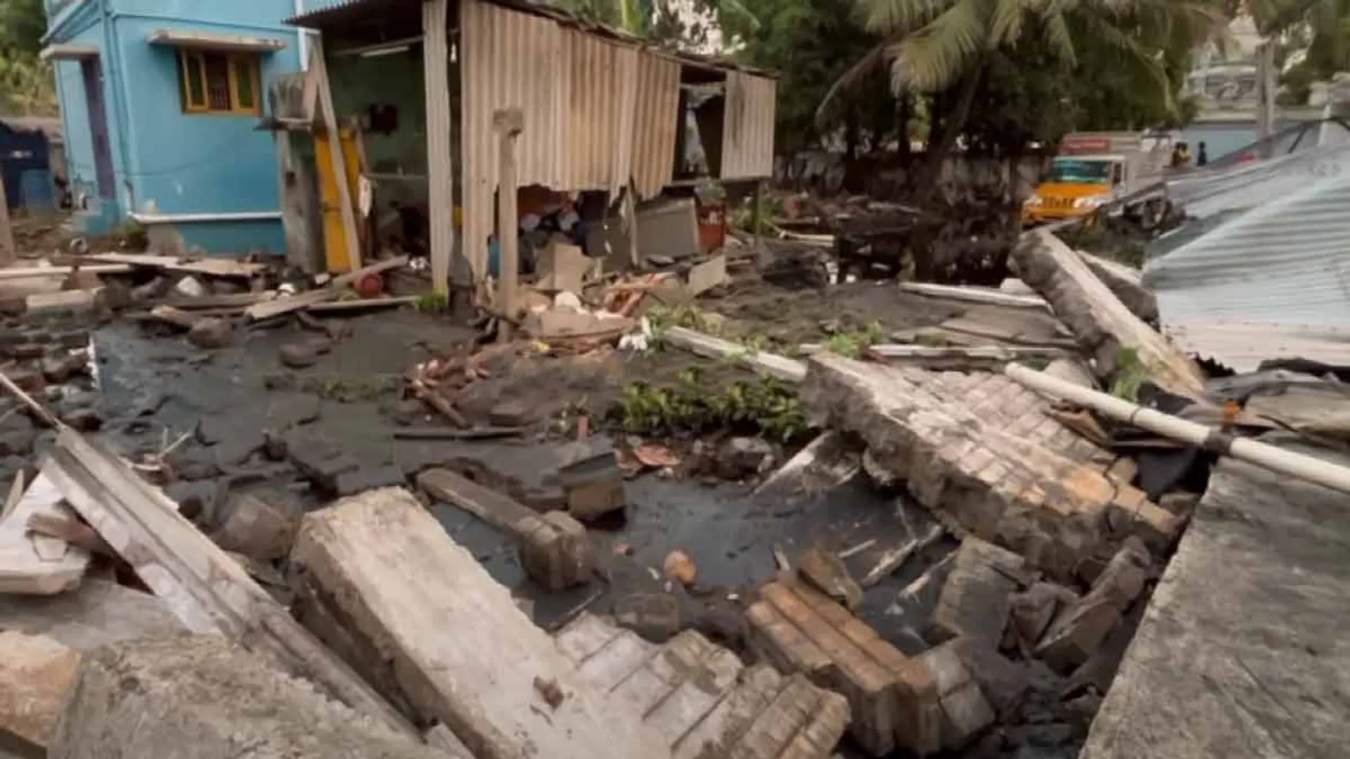 Tanker explosion accident - case registered against factory