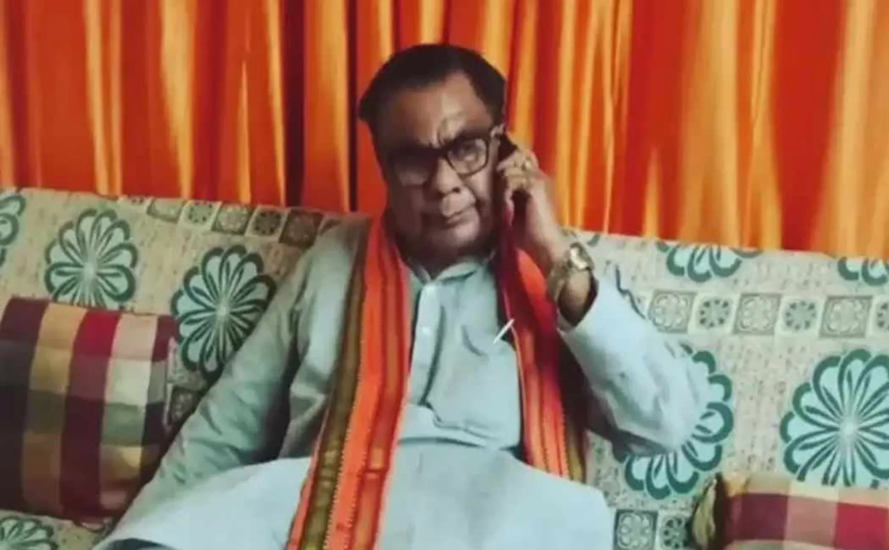 Senior BJP leader allegedly had obscene with dancer in uttar pradesh