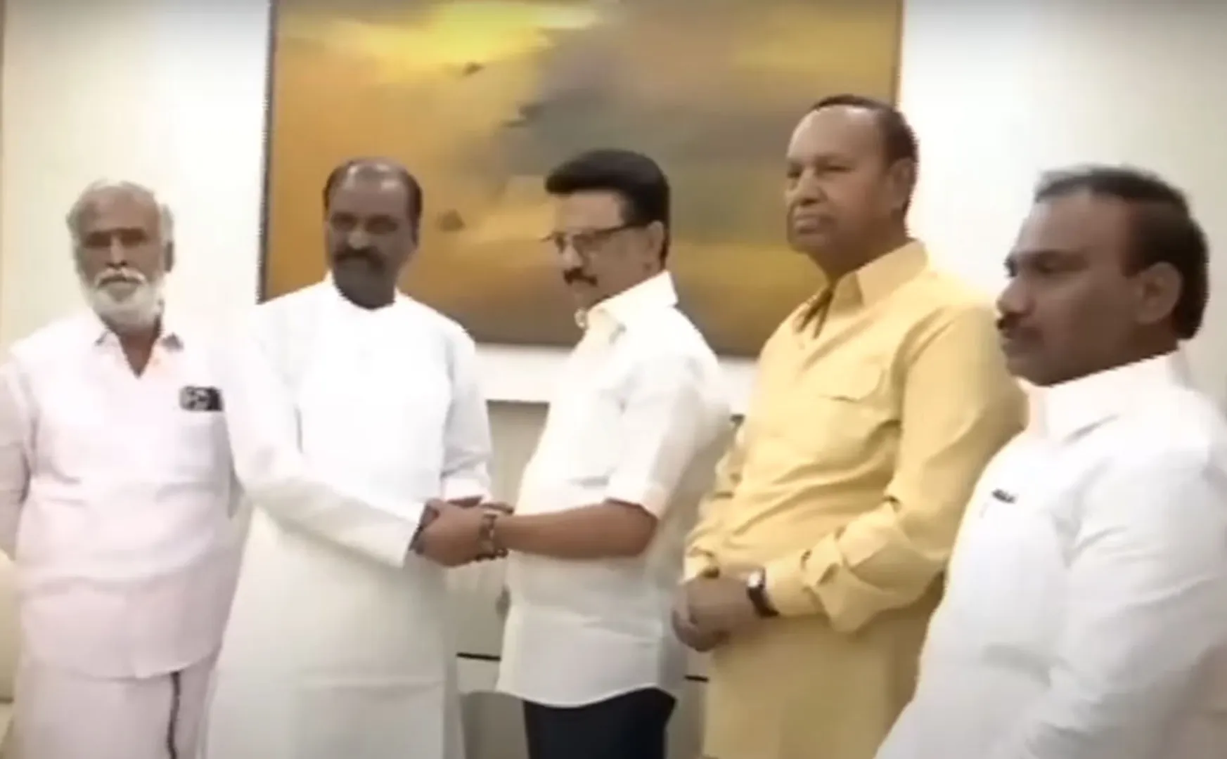 cm mk stalin personally consoles Vairamuthu regards his mother passed away recently