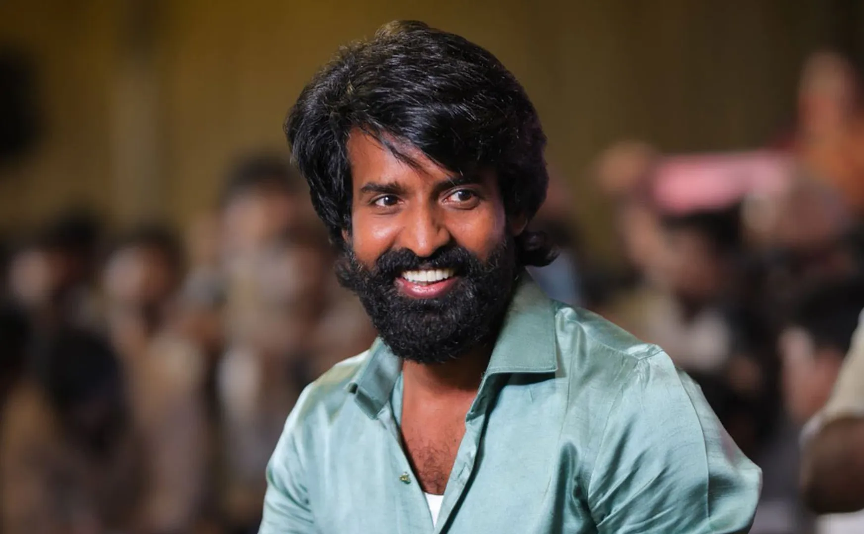 vairamuthu praised soori for he scold his fans activities