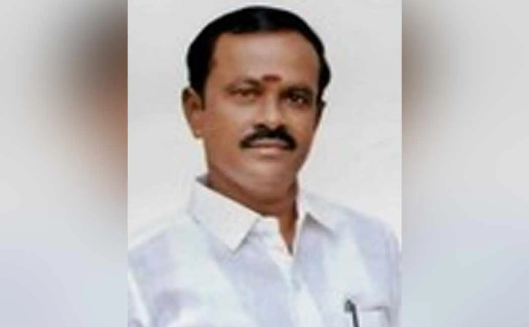 dvac raids ADMK former  minister Sevur Ramachandran house!