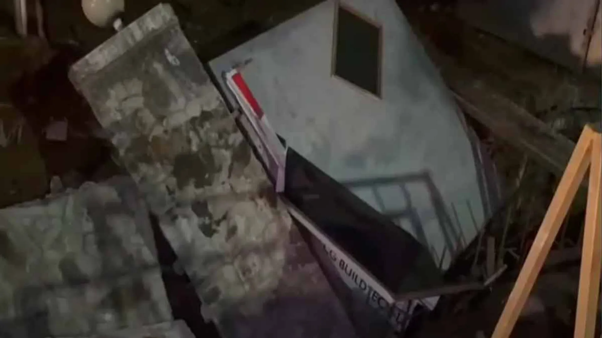 Northern State worker lose their live  after wall collapses