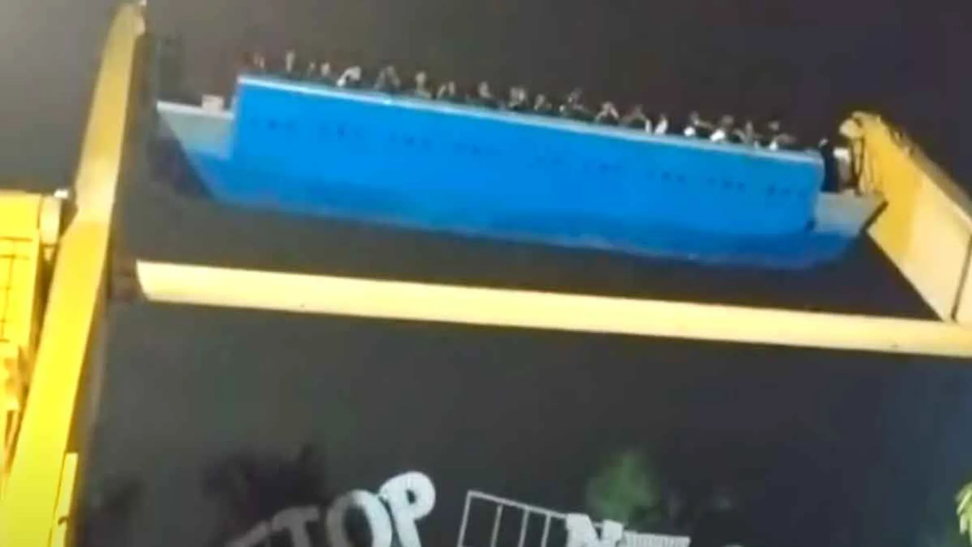  Tourists trapped in Rattinam - Rescuers rush to the scene