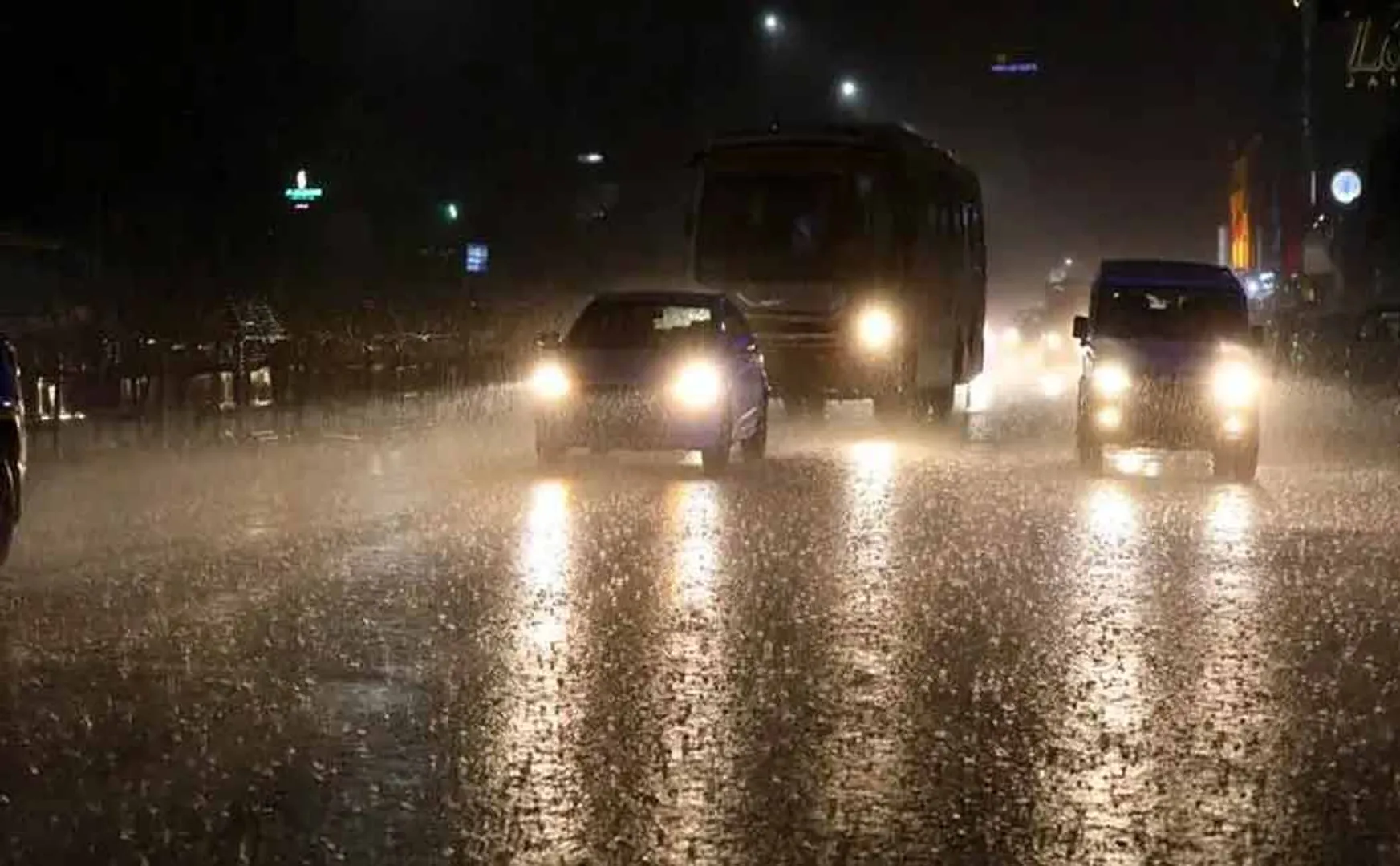 Heavy rain warning continues - Alert for 14 districts