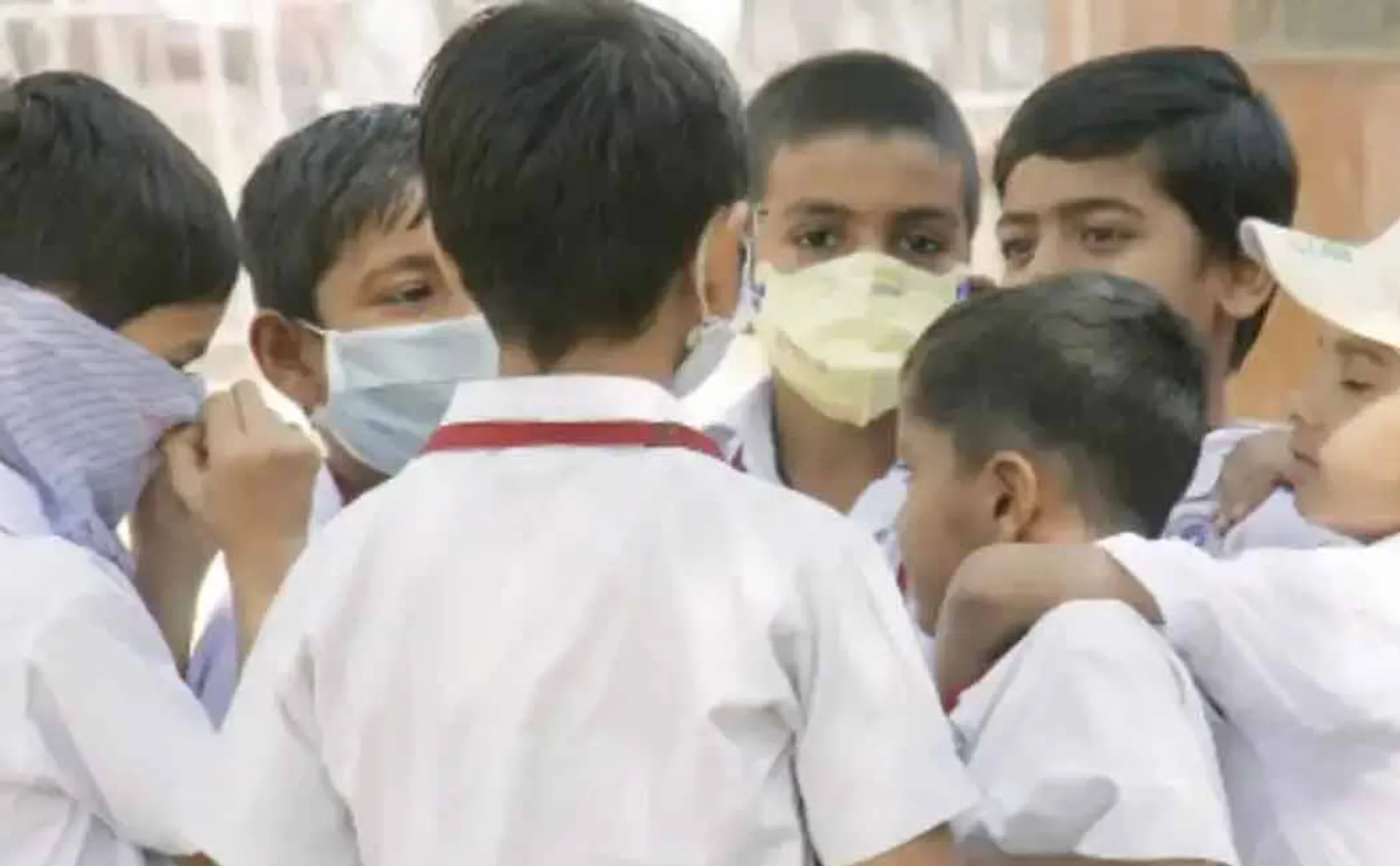  Karnataka govt says  children not to send to school if they have corona symptoms