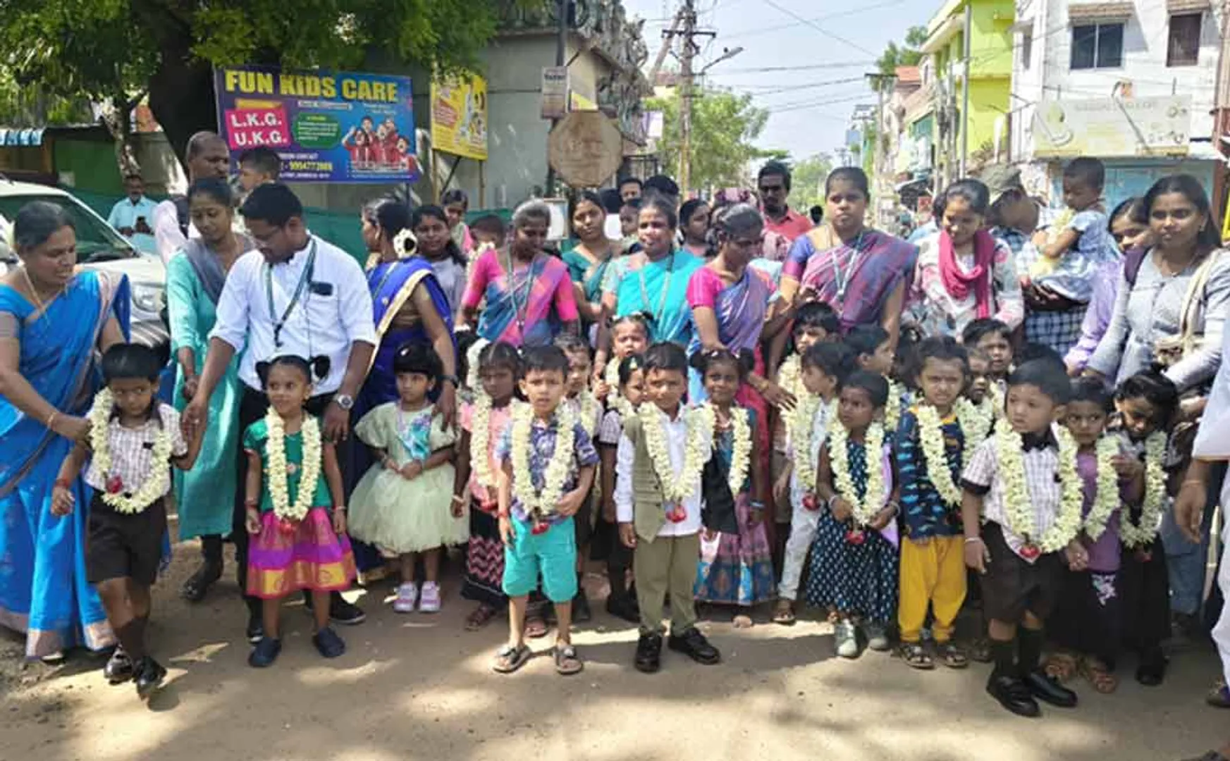 Chidambaram Venus Kindergarten welcomes new students with drumming