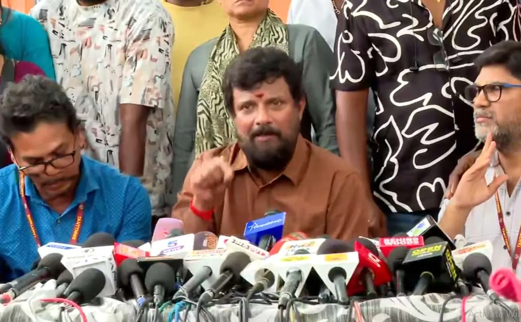 dance master dinesh about his issue