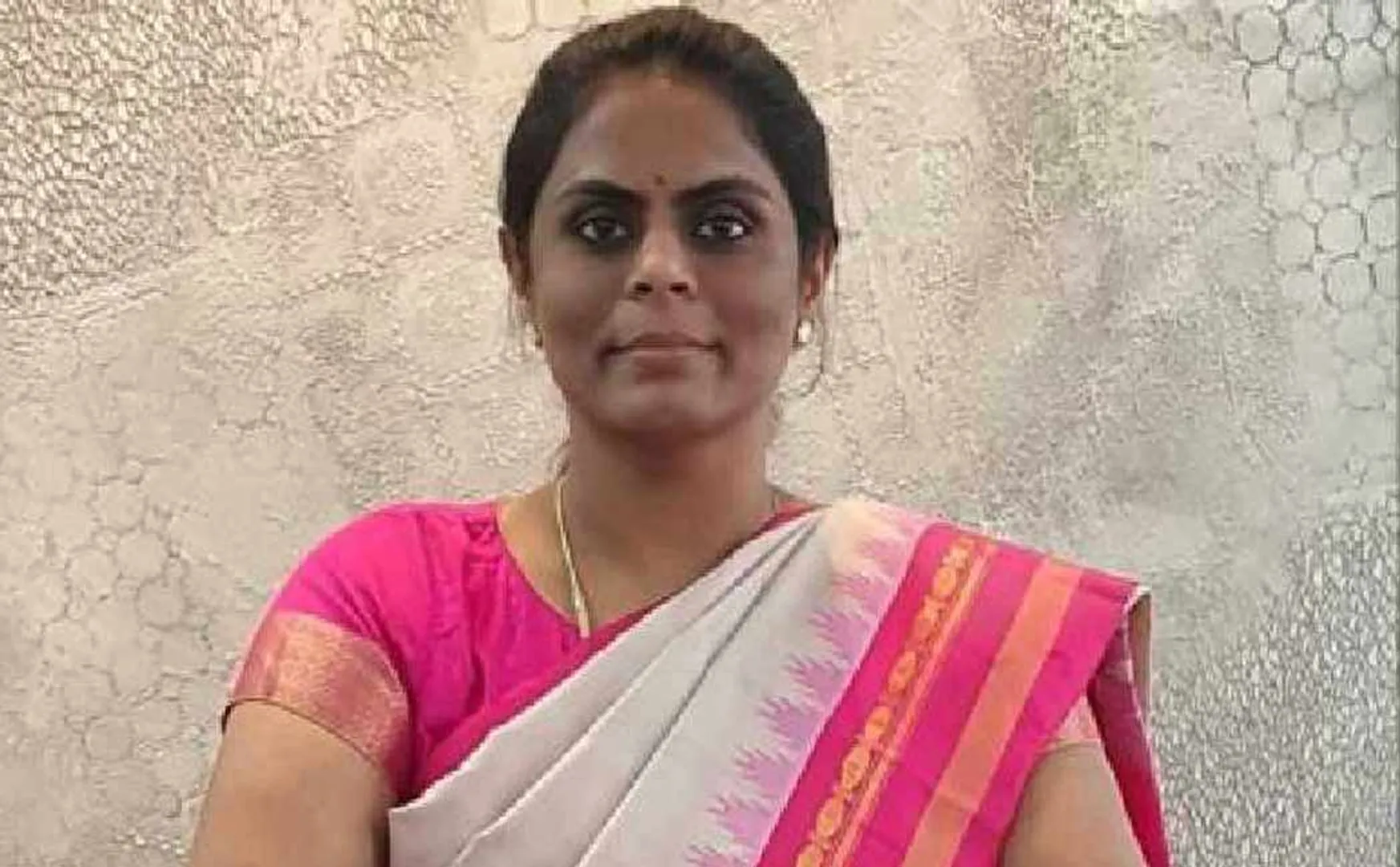 telangana IAS officer's controversial speech on students should clean toilets 